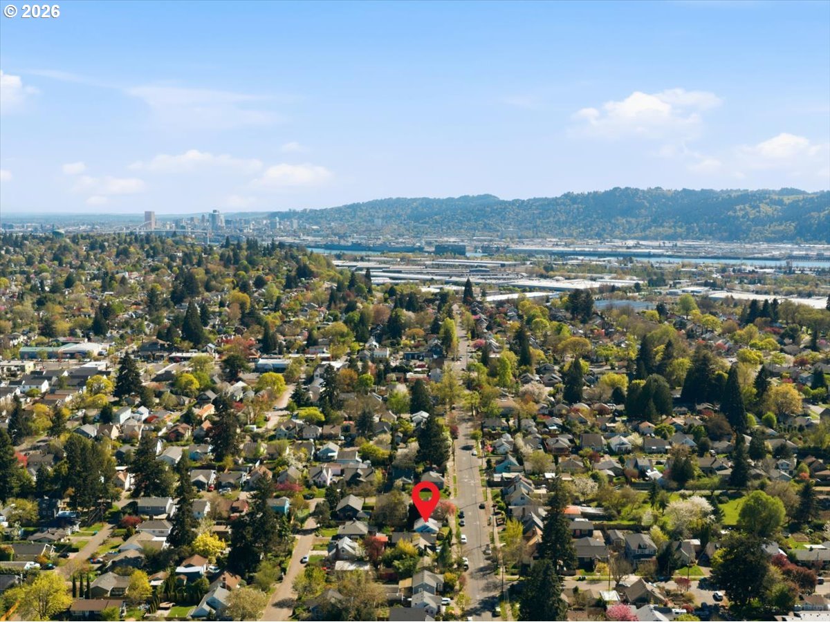 7834 N WABASH AVE, Portland, OR, 97217