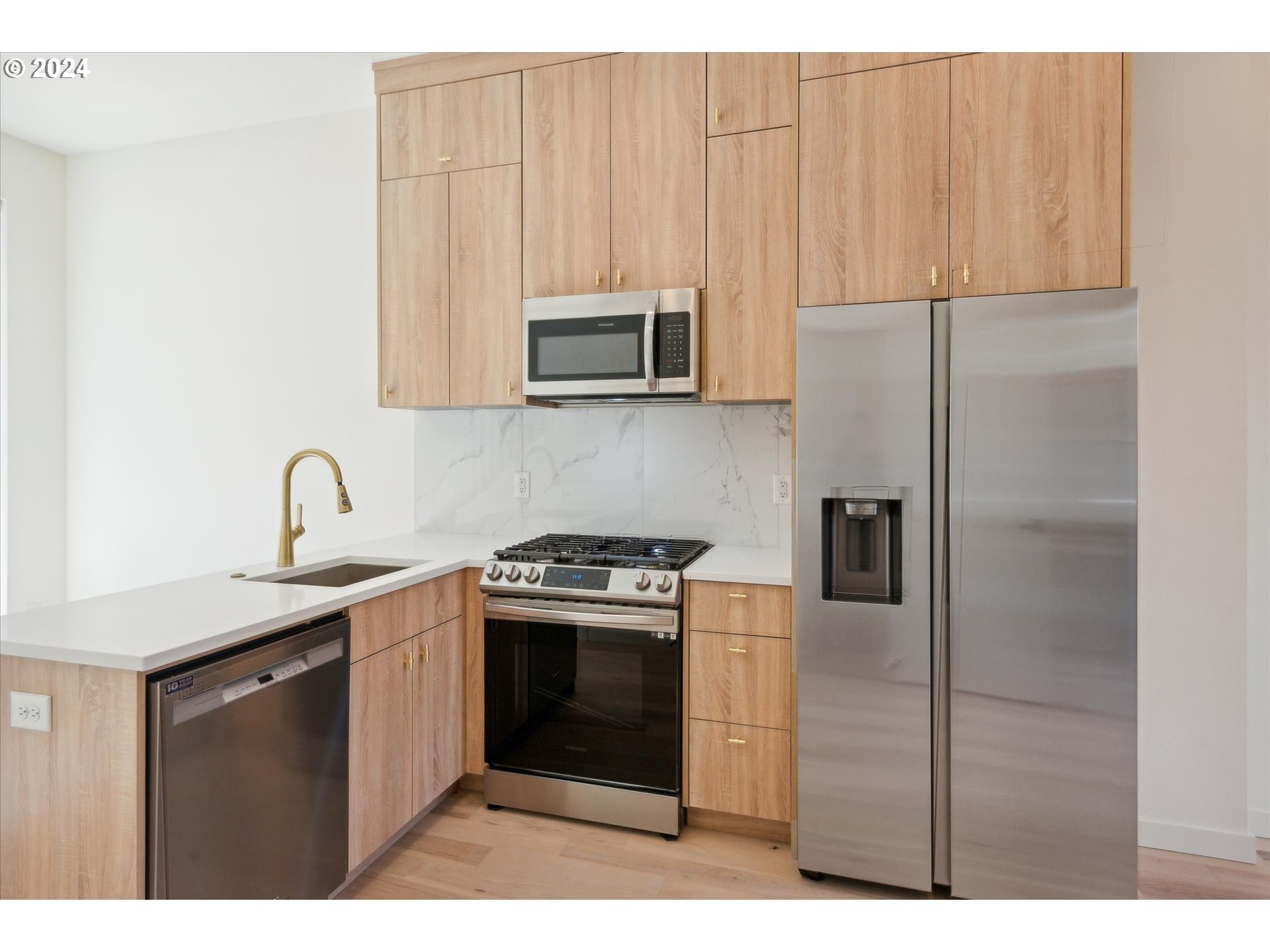 Photo #20: 735032641 Listing: Photo #20