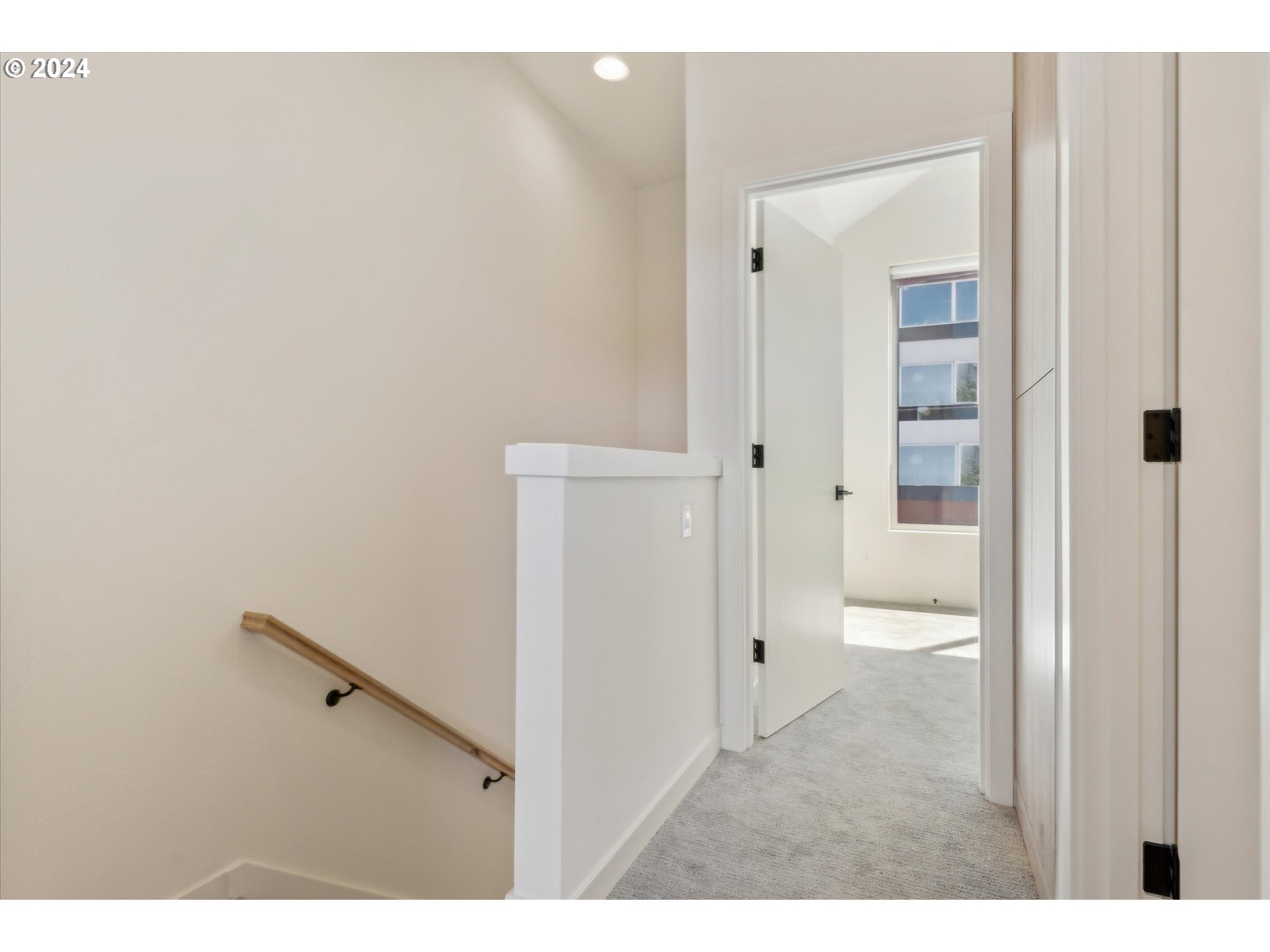 Photo #22: 735032641 Listing: Photo #22