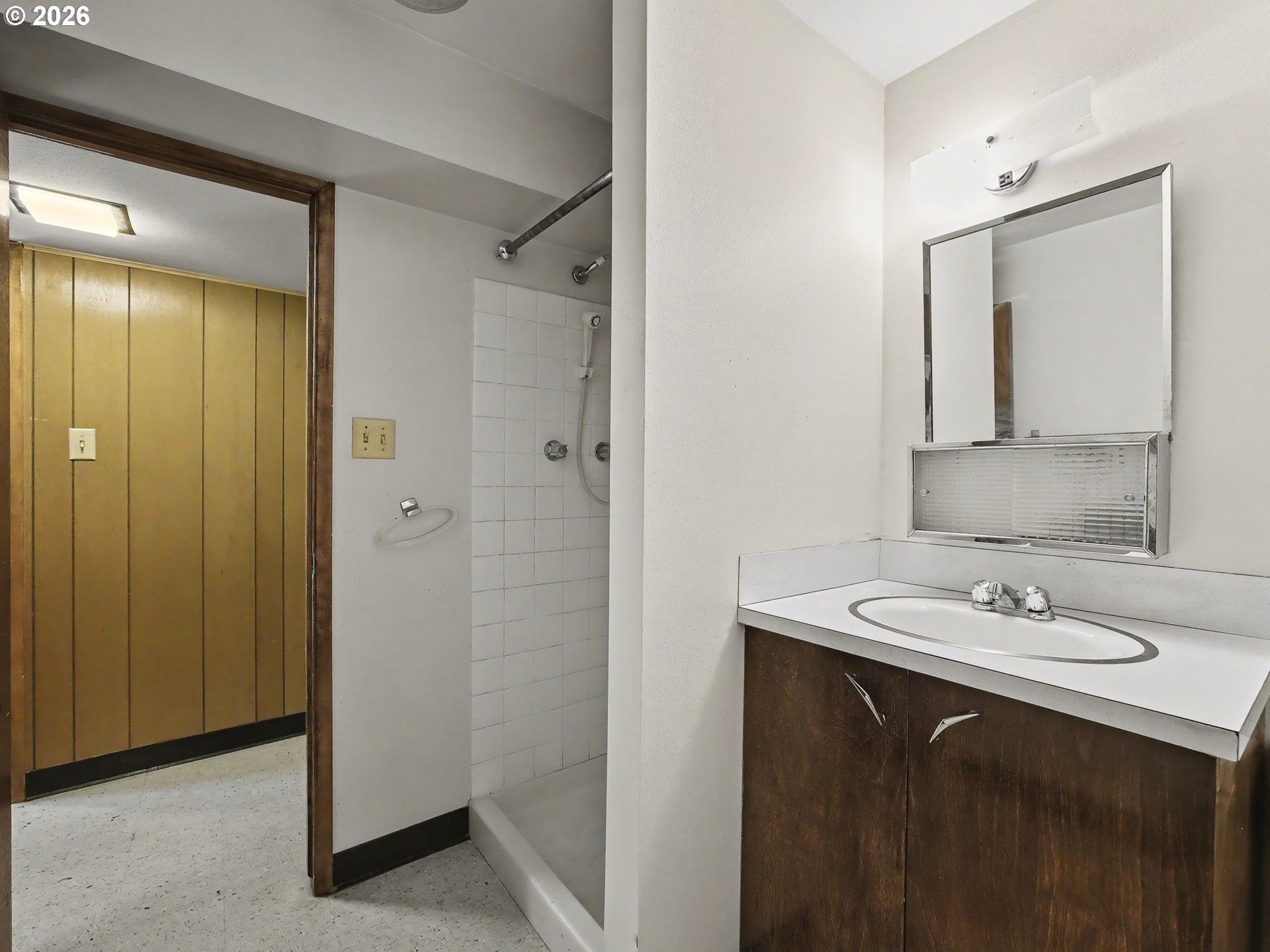 10336 NE RUSSELL CT, Portland, OR, 97220