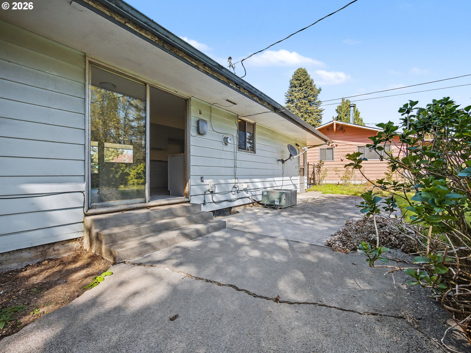 10336 NE RUSSELL CT, Portland, OR, 97220