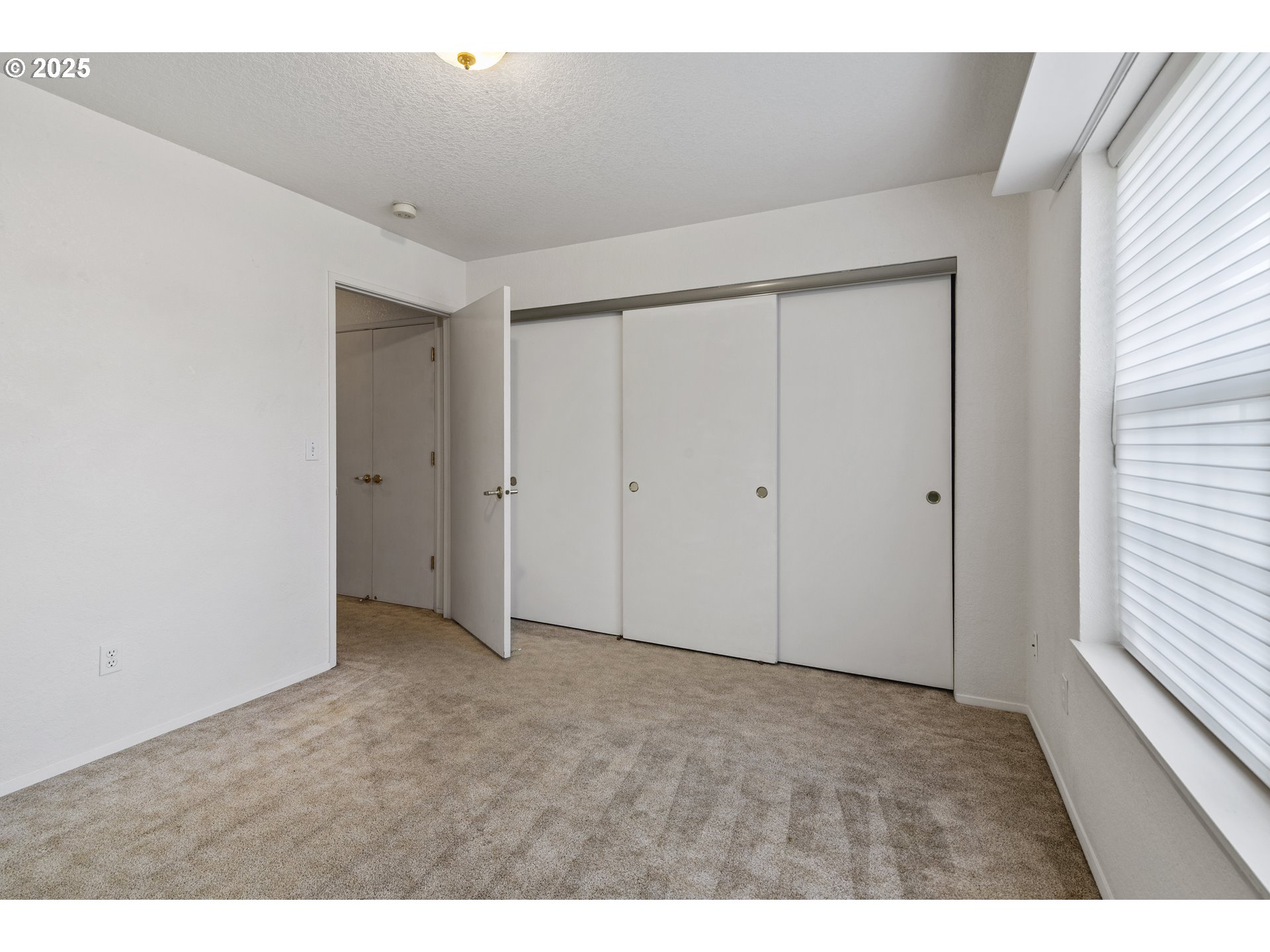 Photo #33: 735710793 Listing: Photo #33
