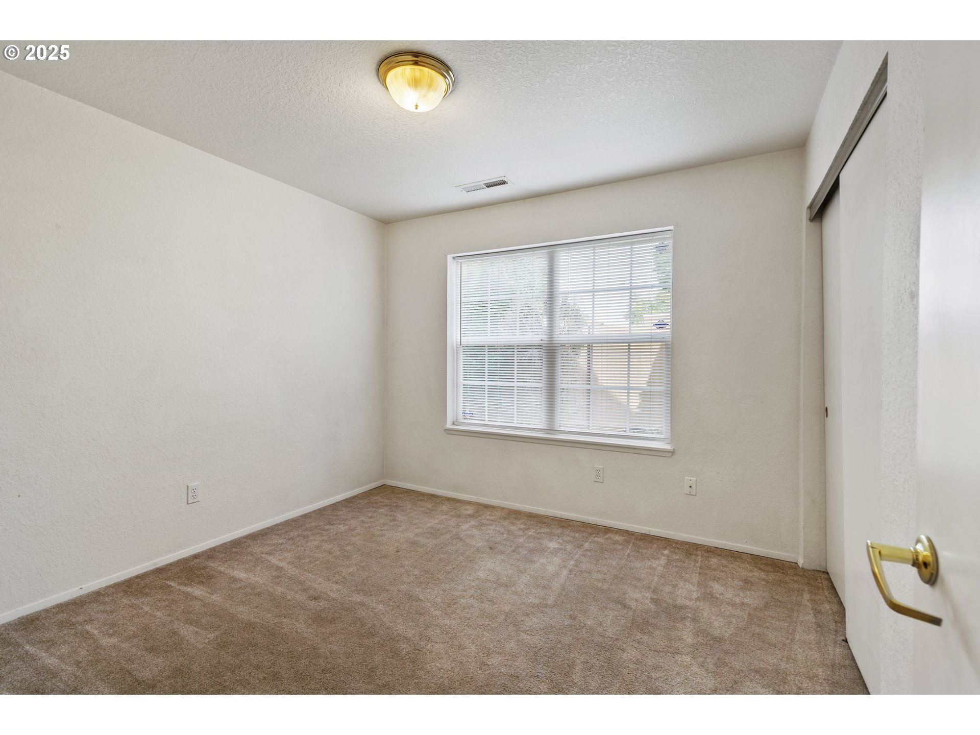 Photo #30: 735710793 Listing: Photo #30