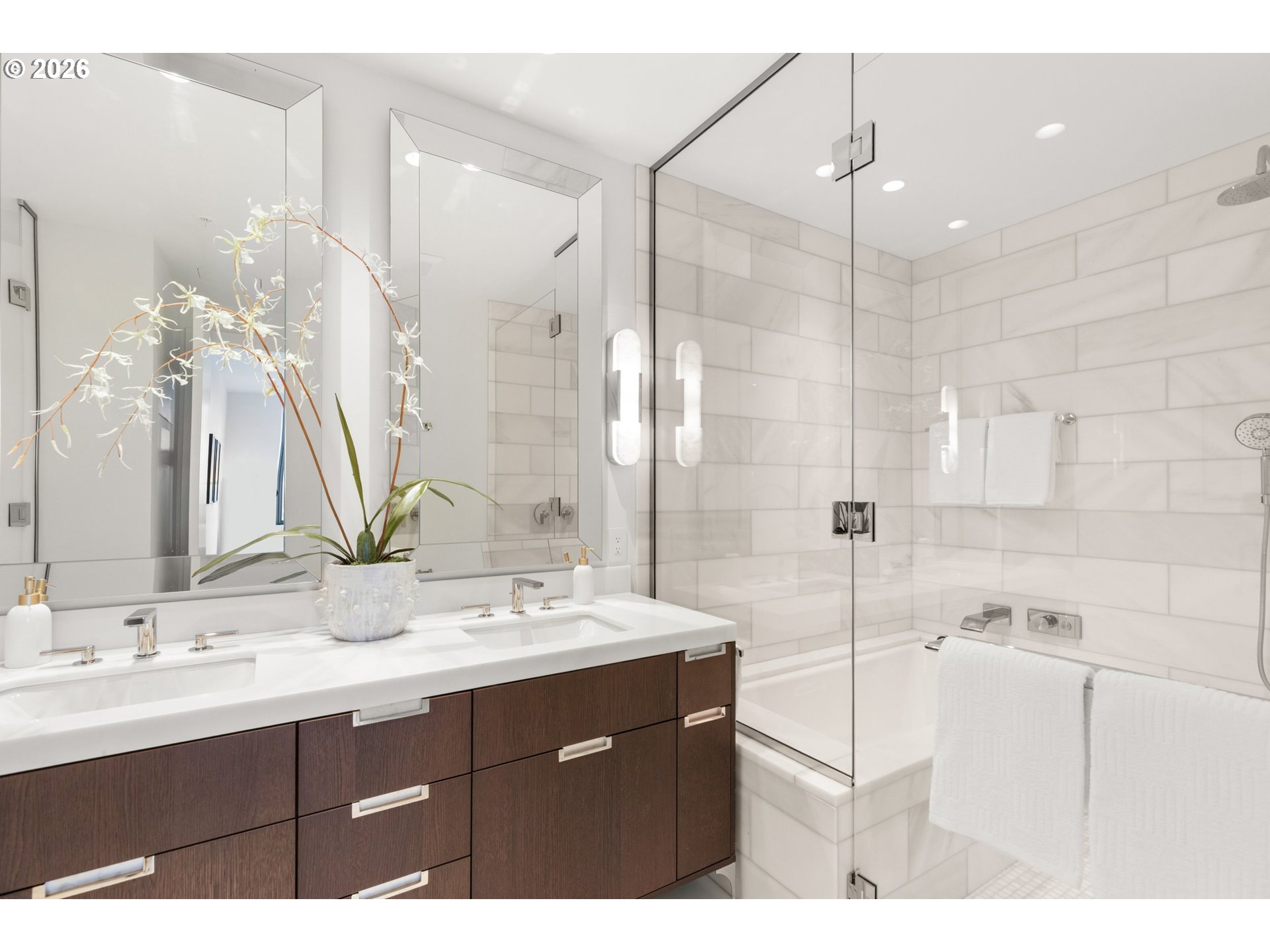 Photo #29: 736975154 Listing: Photo #29