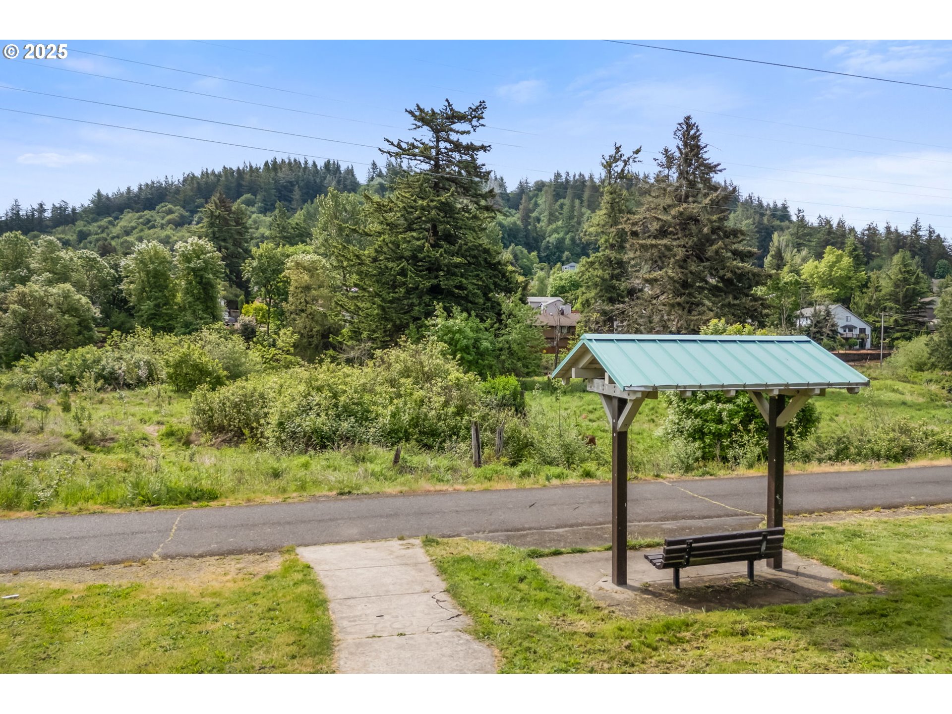 Photo #3: 736993705 Listing 