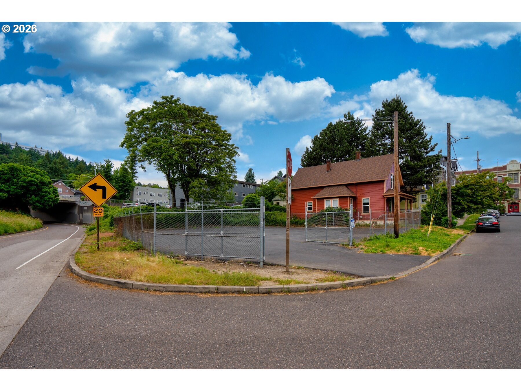 SW CARDINELL WAY, Portland, OR, 97201