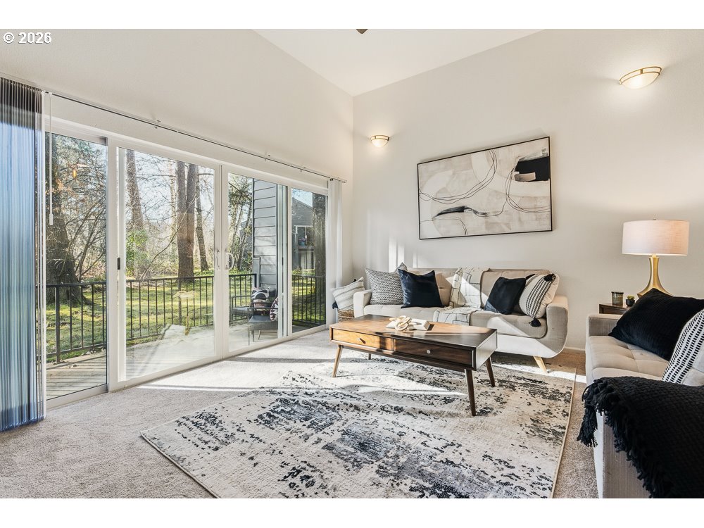 Photo #9: 737162557 Listing: Photo #9