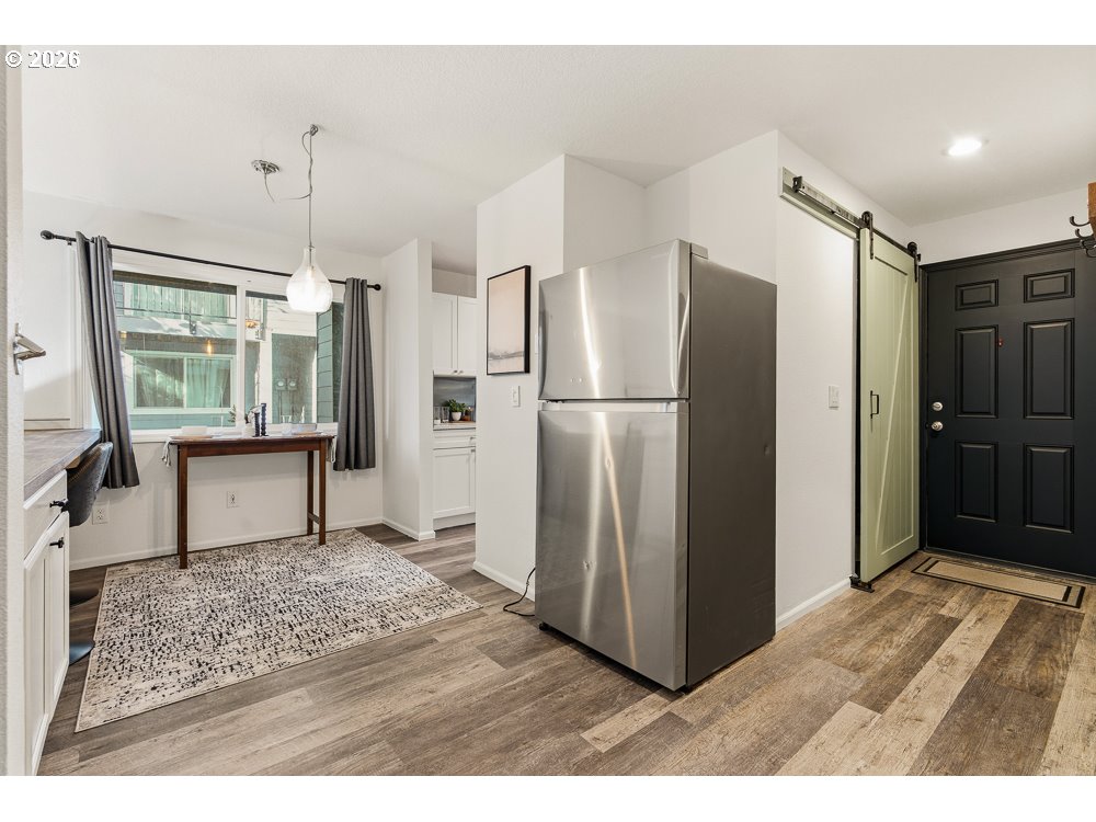 Photo #4: 737162557 Listing: Photo #4