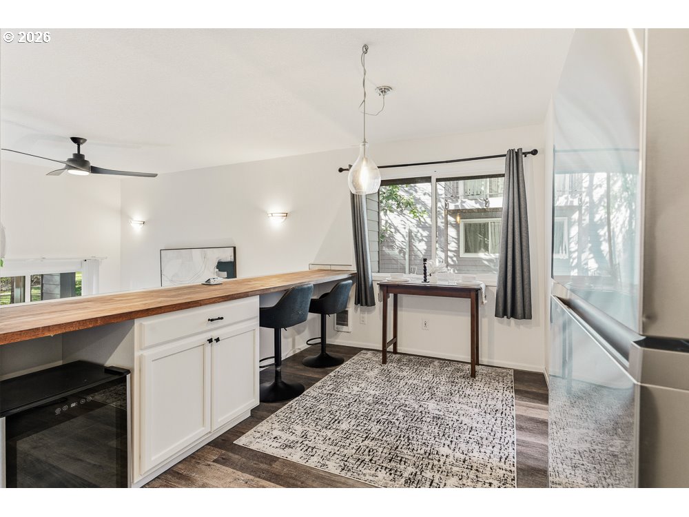 Photo #5: 737162557 Listing: Photo #5