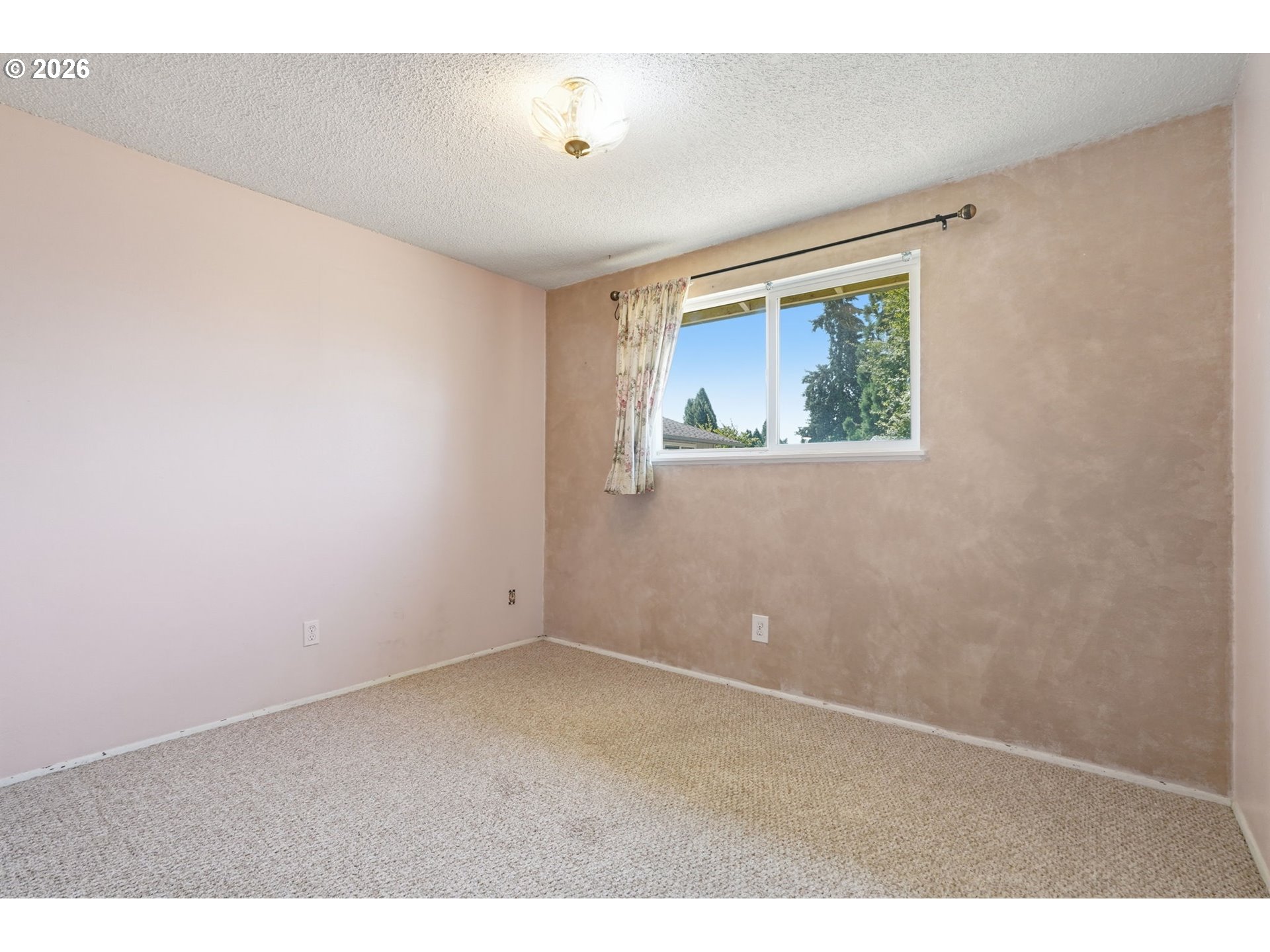 Property photo 12 of 20