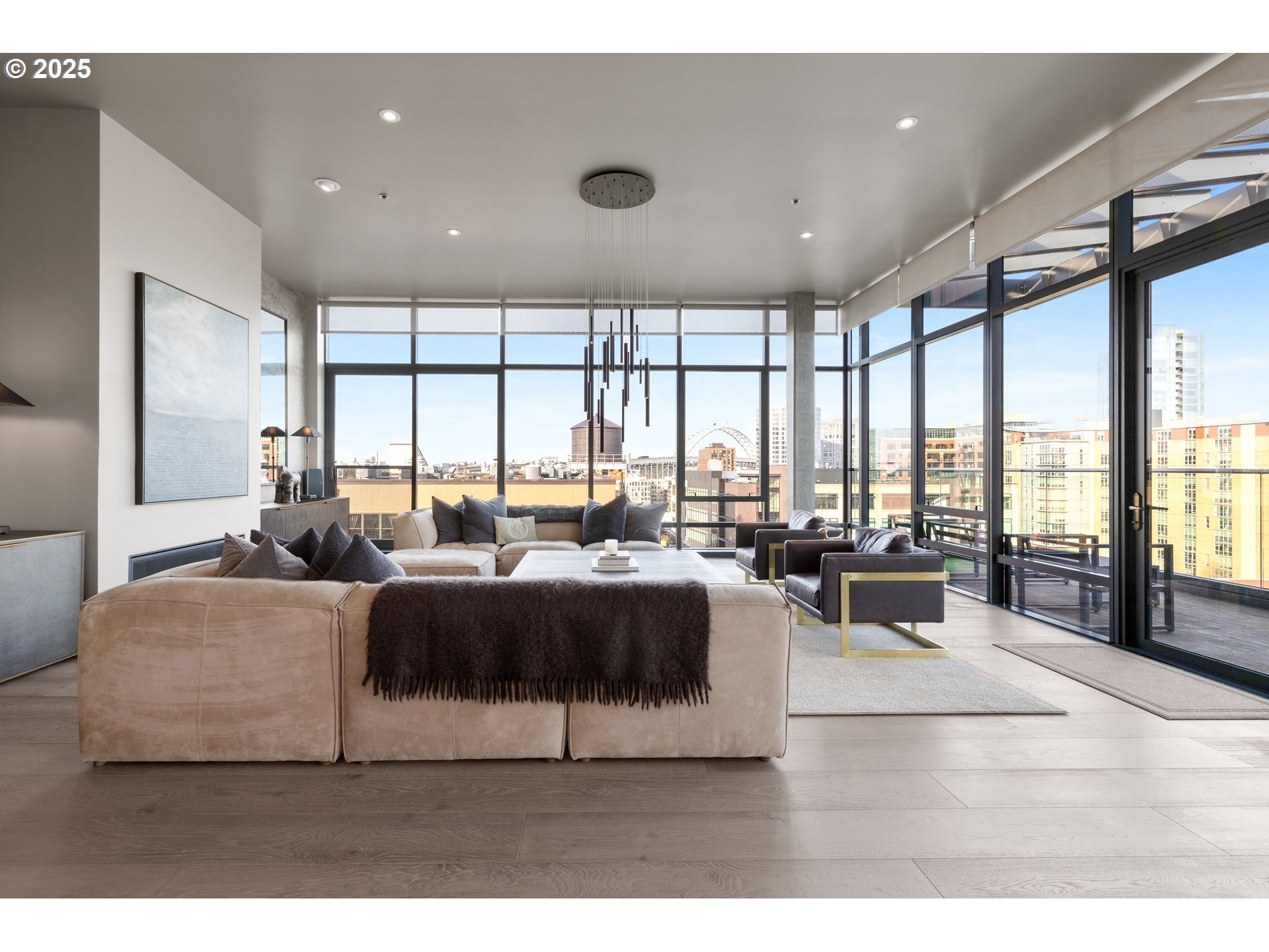 Photo #4: 737578806 Listing 