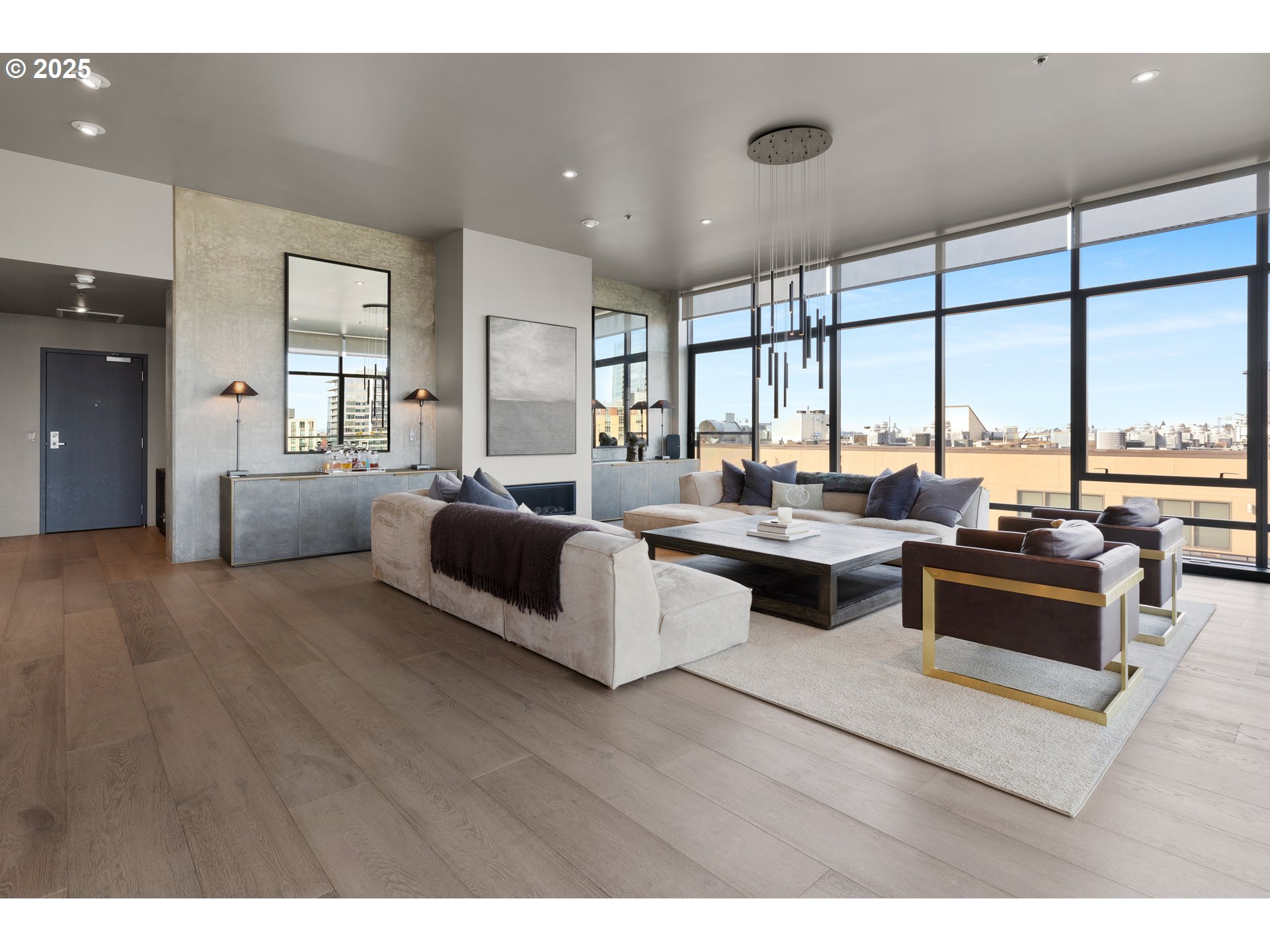 Photo #5: 737578806 Listing 
