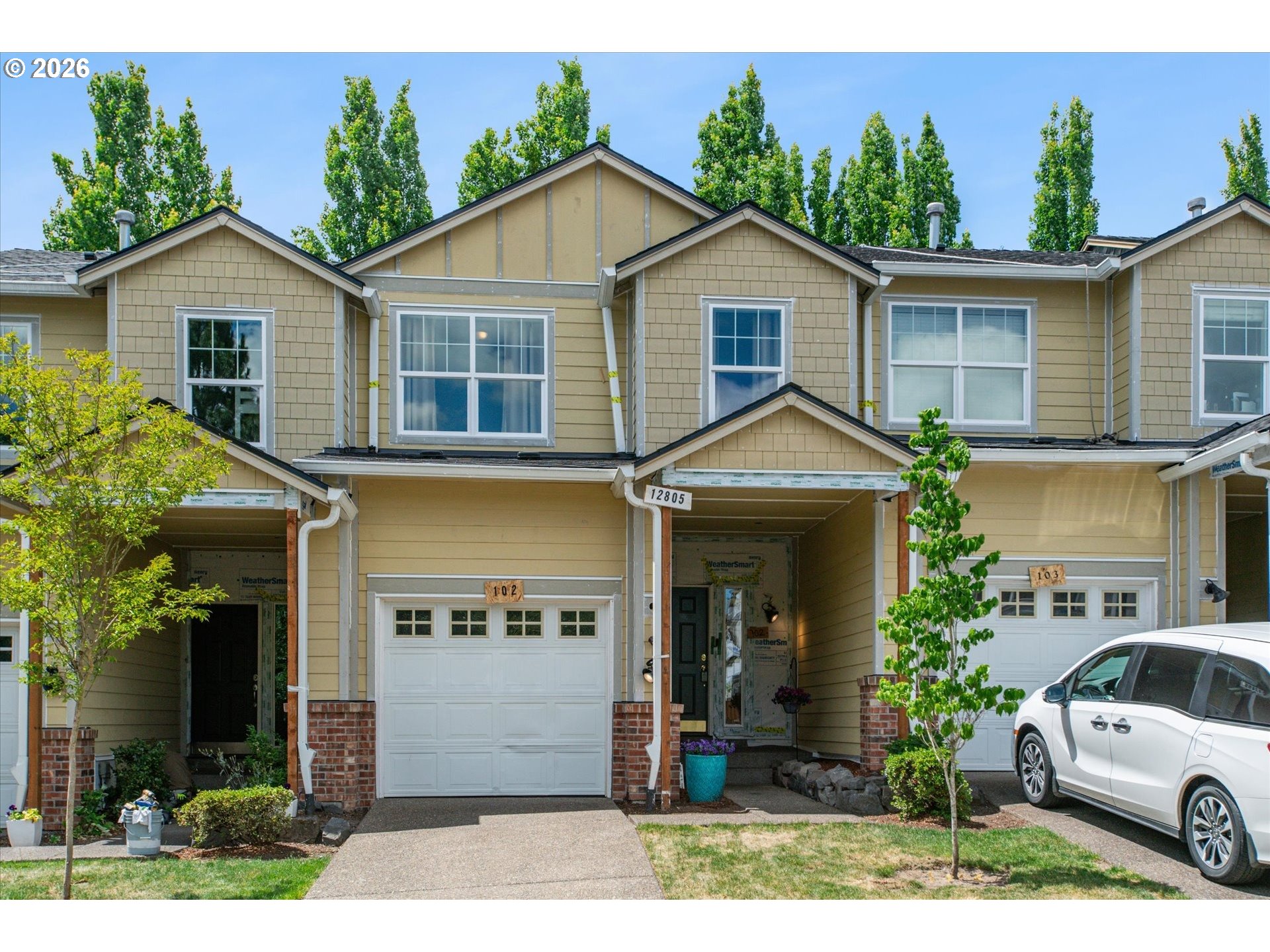 Photo #1: 738007933 Listing: Photo #1