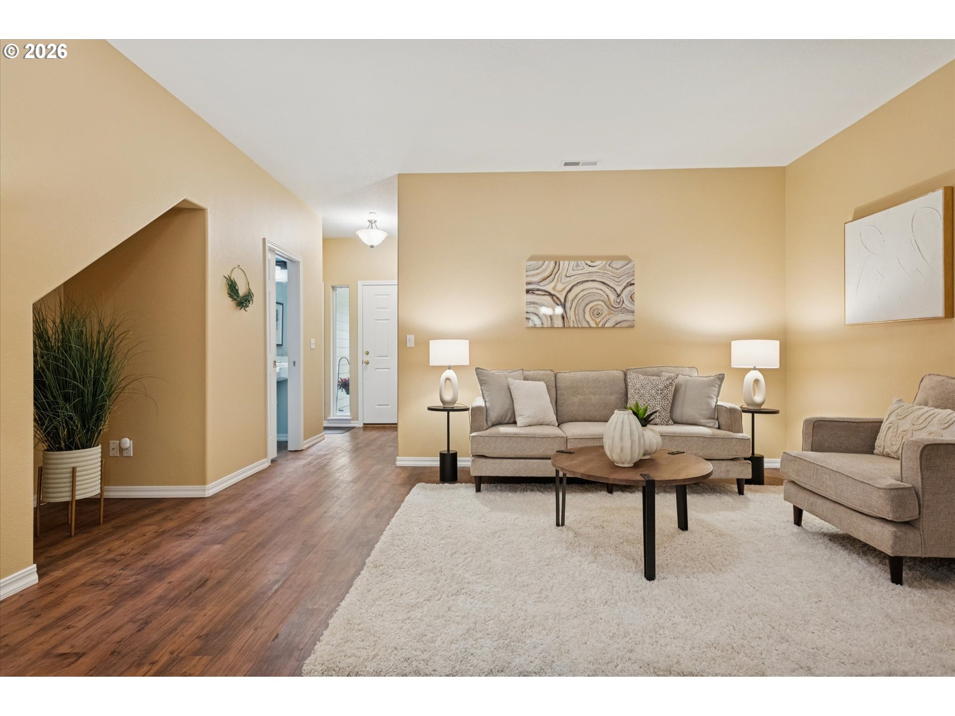 Photo #5: 738007933 Listing: Photo #5