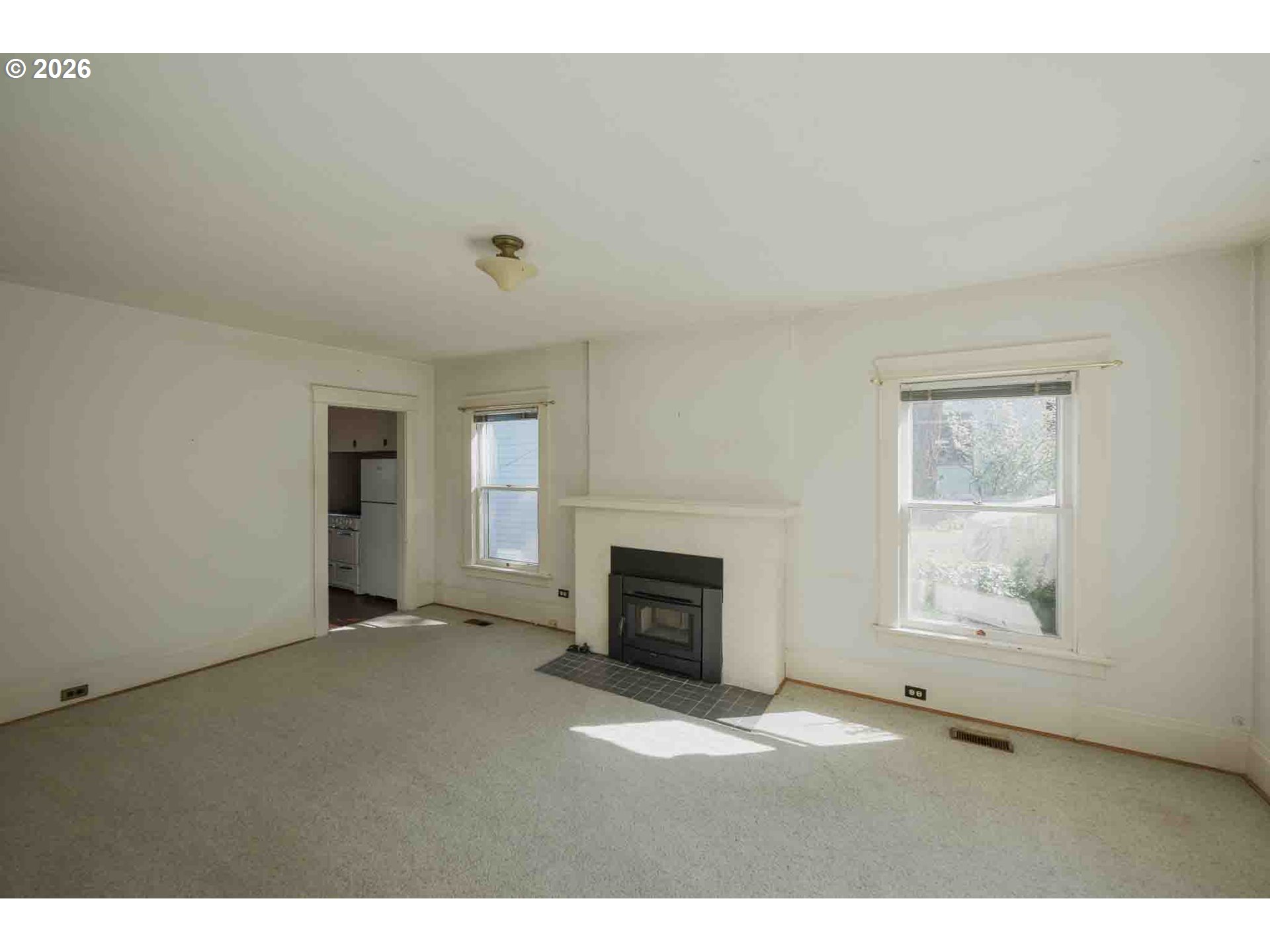 8450 SW 37TH AVE, Portland, OR, 97219