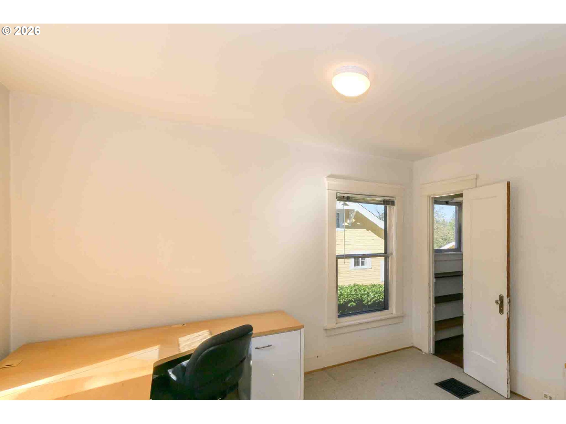 8450 SW 37TH AVE, Portland, OR, 97219