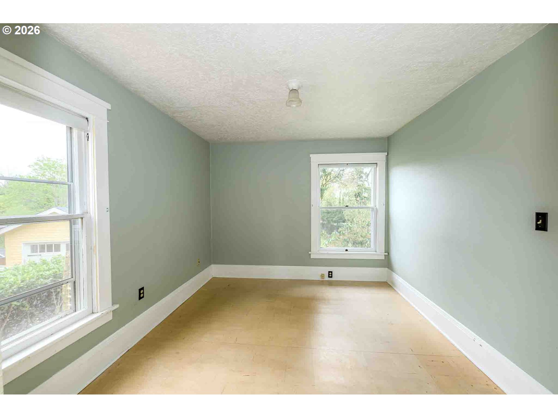 8450 SW 37TH AVE, Portland, OR, 97219