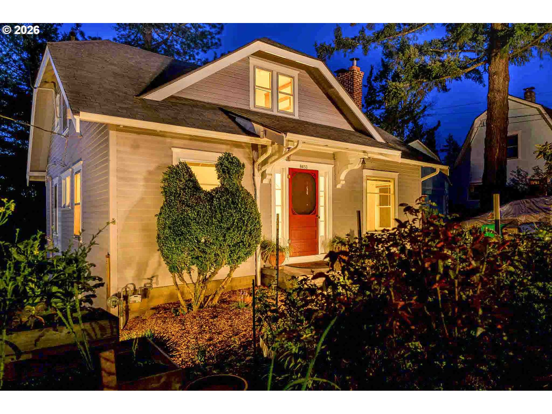 8450 SW 37TH AVE, Portland, OR, 97219