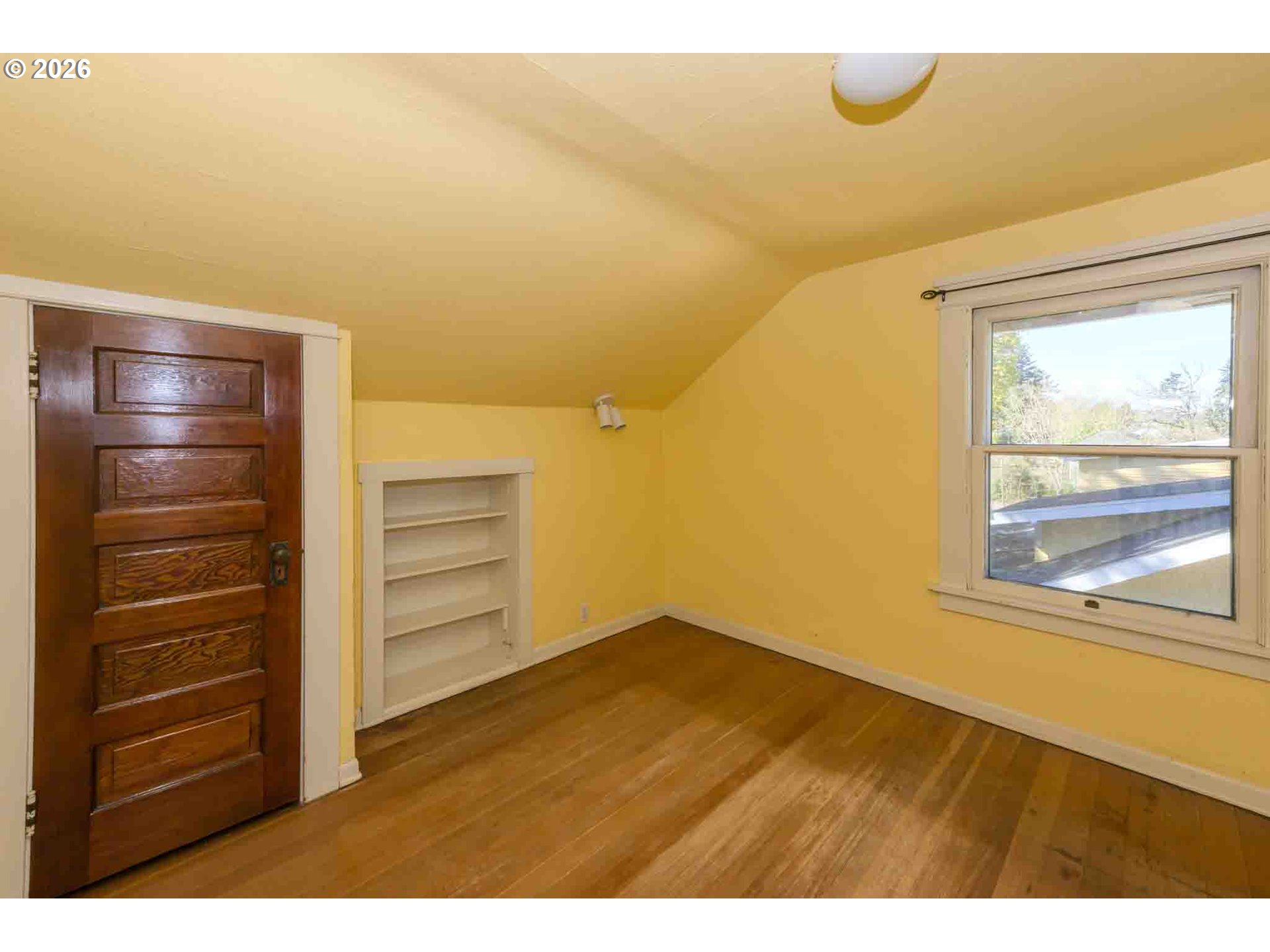 8450 SW 37TH AVE, Portland, OR, 97219