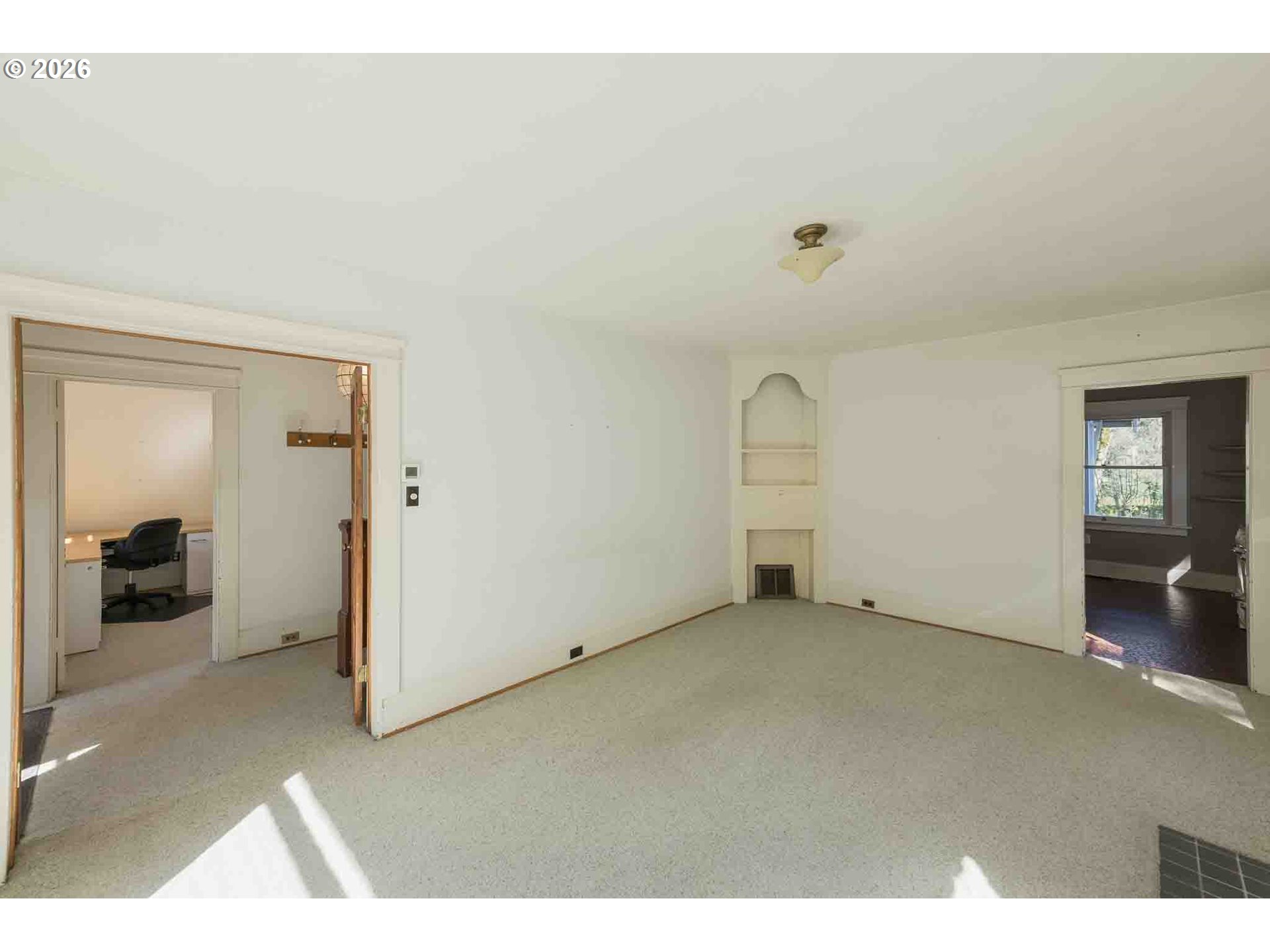 8450 SW 37TH AVE, Portland, OR, 97219