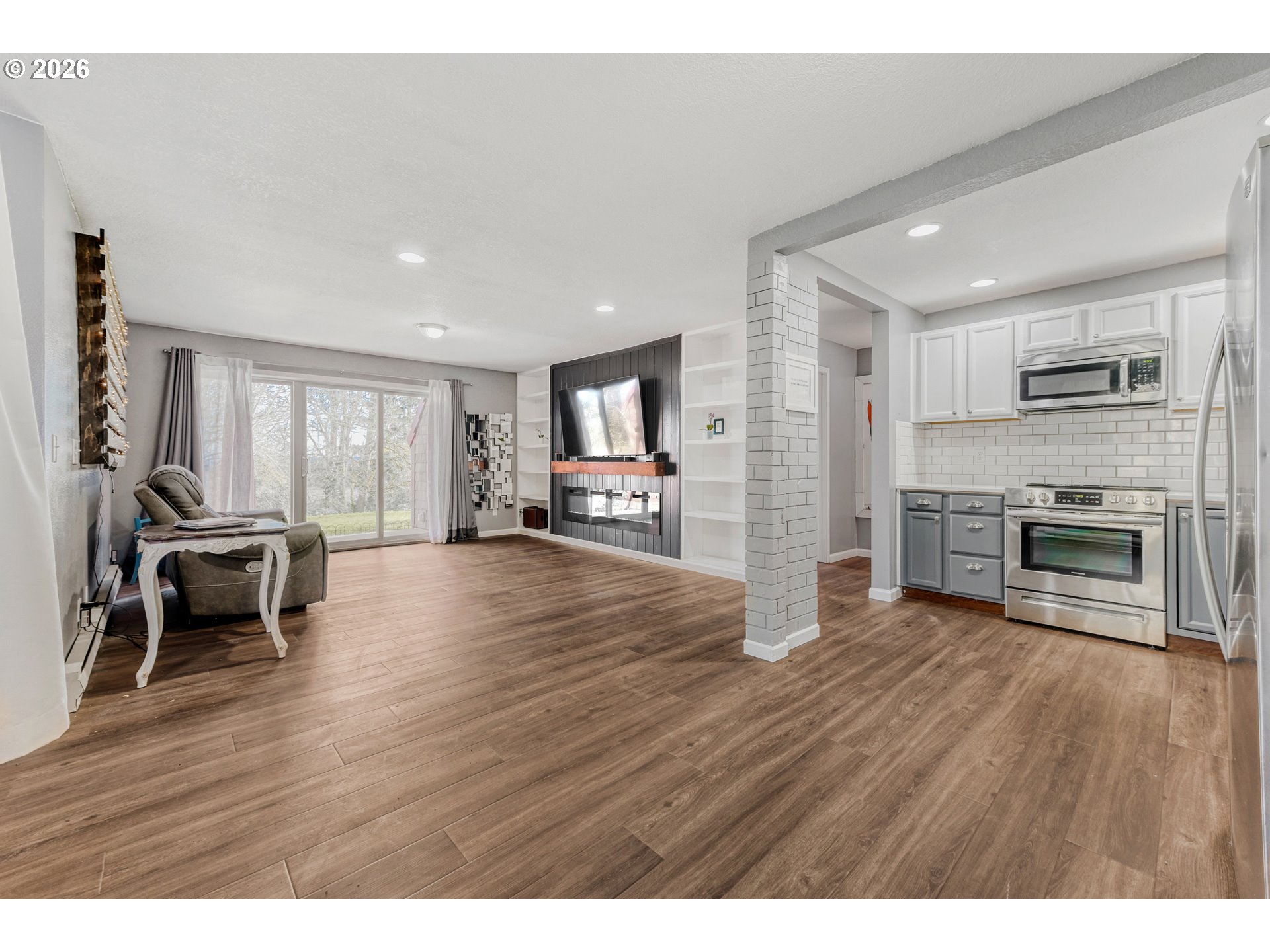 66 OSWEGO, Lake Oswego, OR, 97035