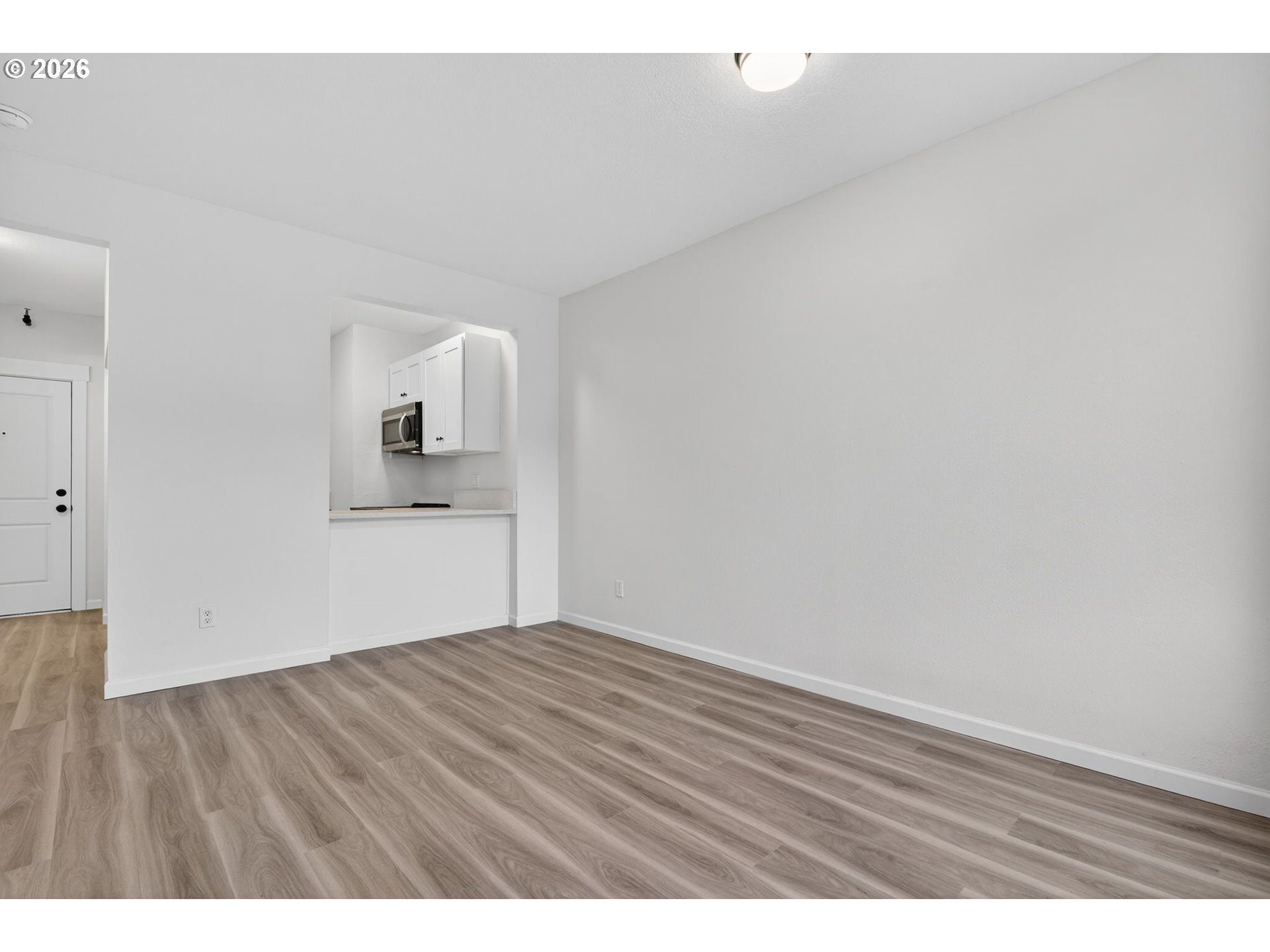 Photo #11: 739559923 Listing: Photo #11