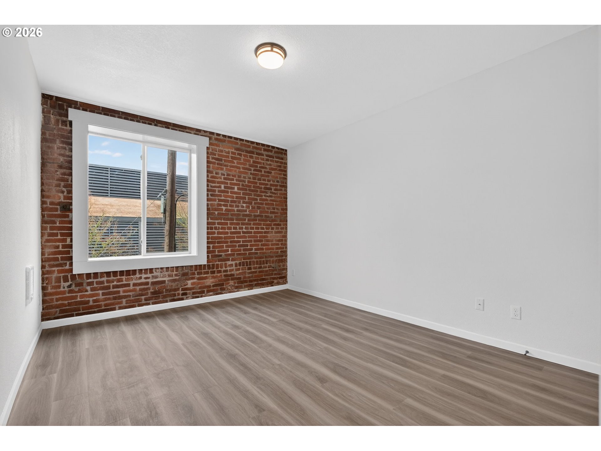 Photo #16: 739559923 Listing: Photo #16