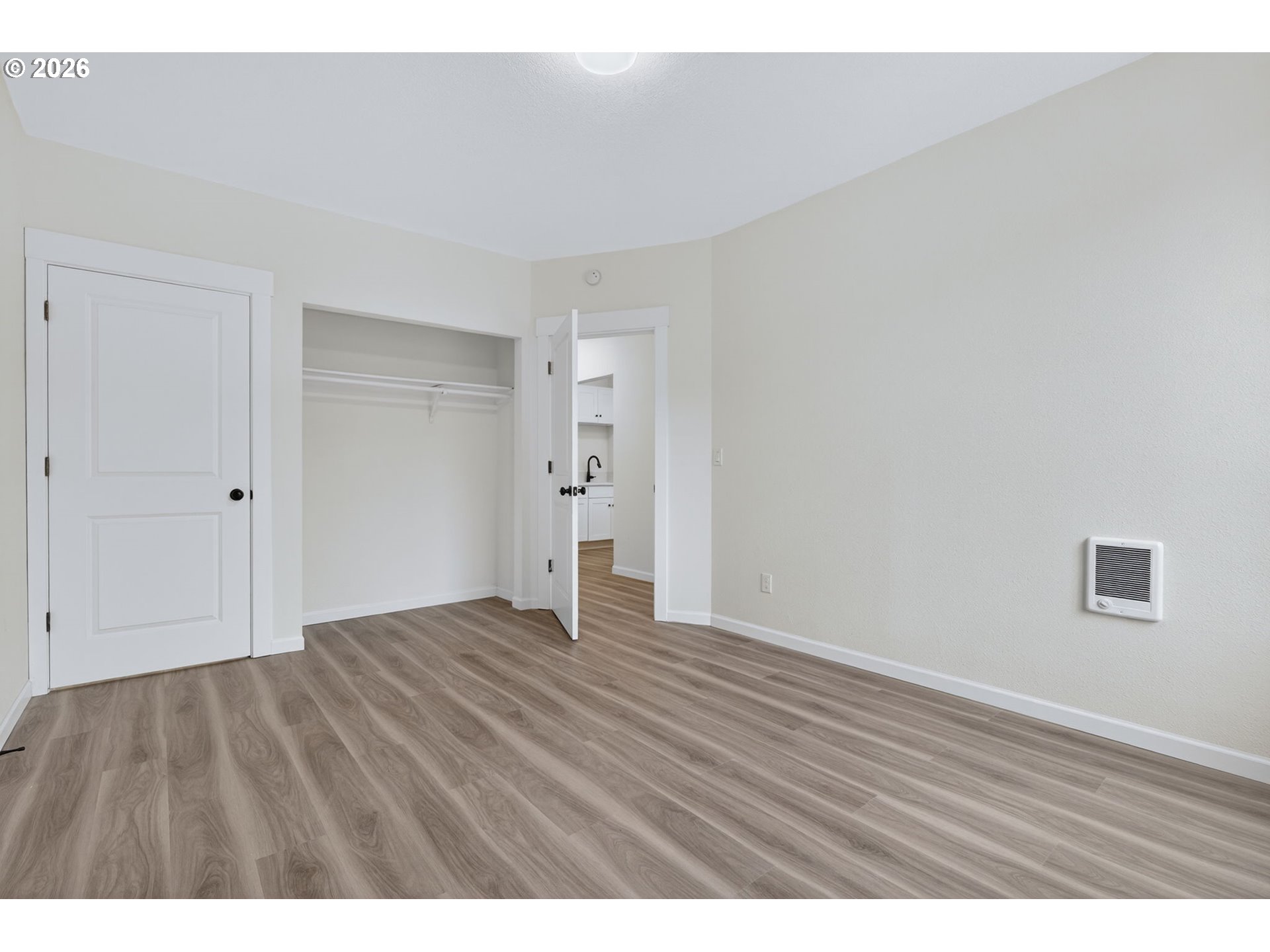 Photo #21: 739559923 Listing: Photo #21