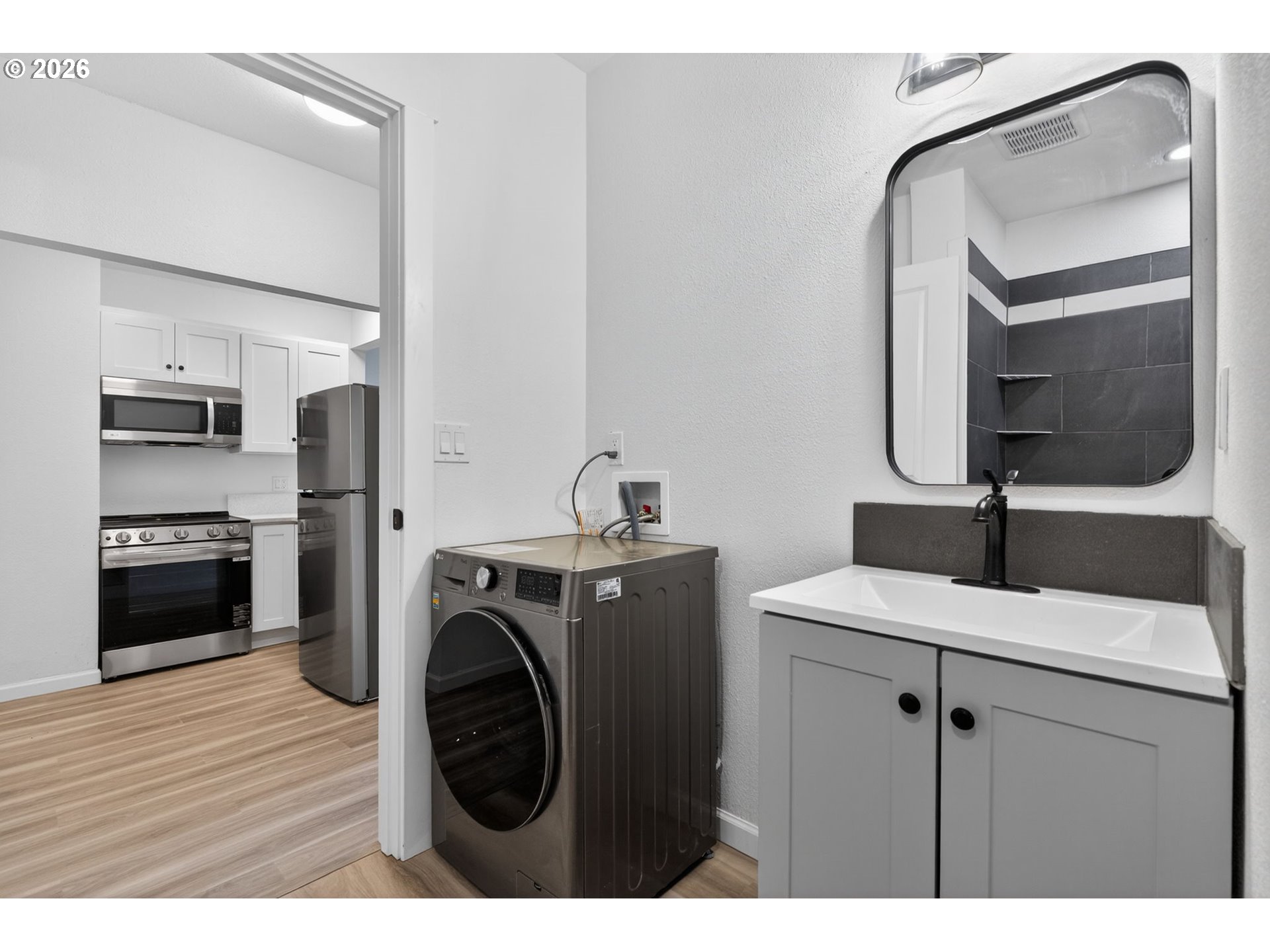 Photo #27: 739559923 Listing: Photo #27