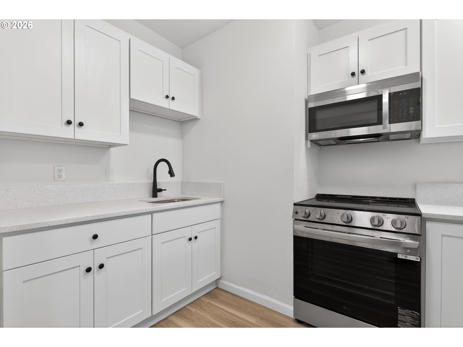 Photo #7: 739559923 Listing: Photo #7