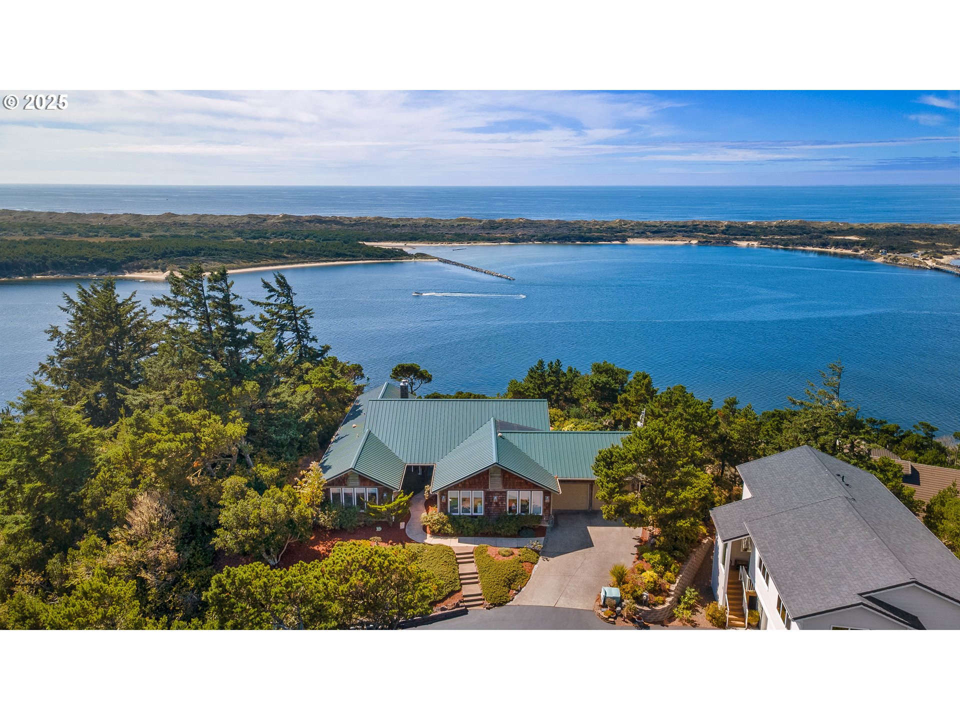 83471 S COVE WAY, Florence, OR, 97439