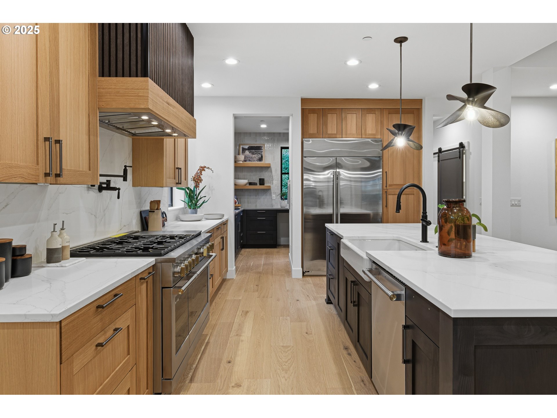 14100 Knaus RD, Lake Oswego, OR, 97034