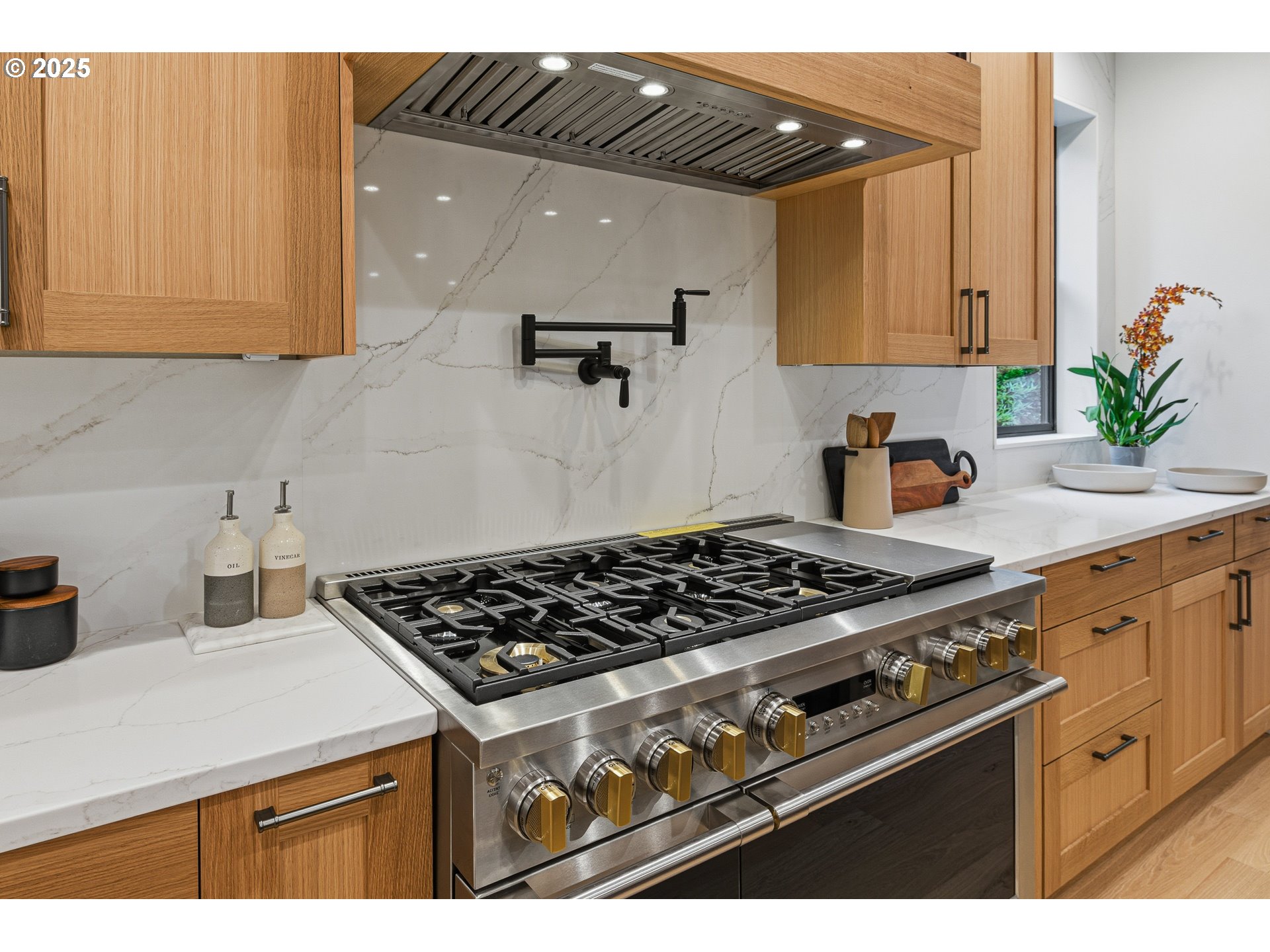 14100 Knaus RD, Lake Oswego, OR, 97034