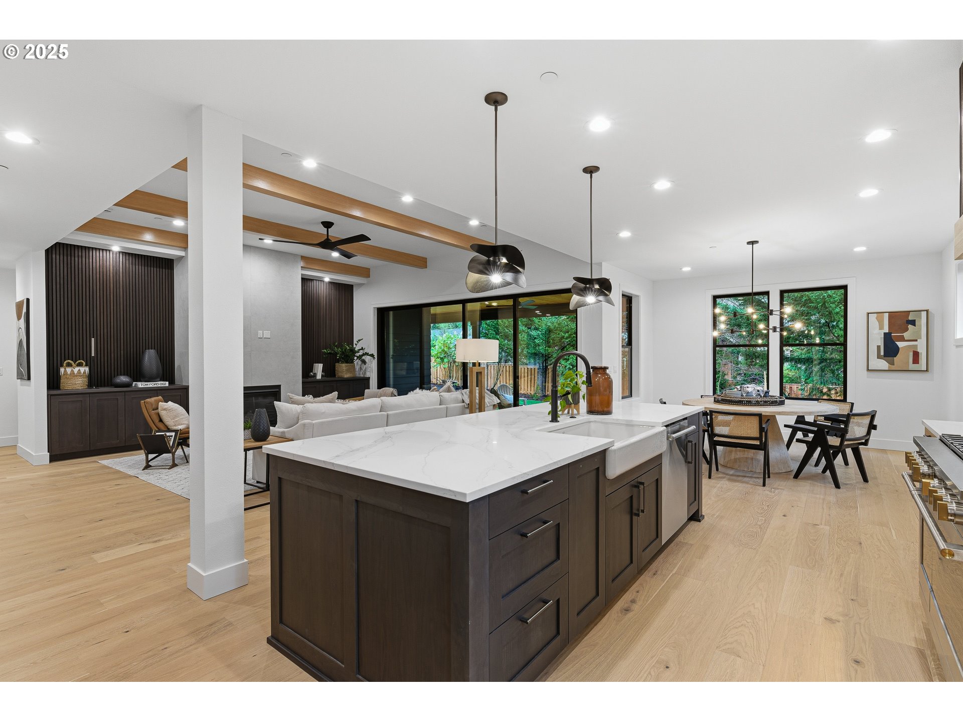 14100 Knaus RD, Lake Oswego, OR, 97034