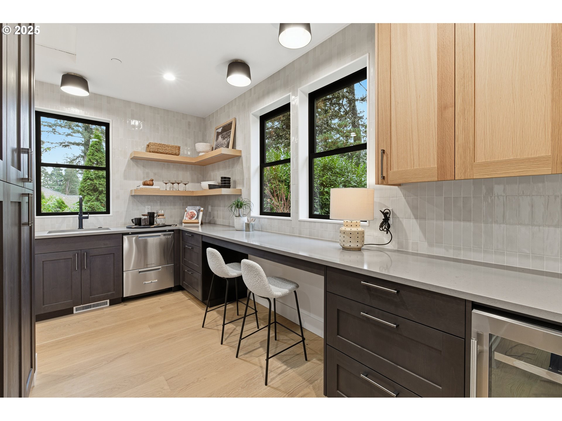 14100 Knaus RD, Lake Oswego, OR, 97034