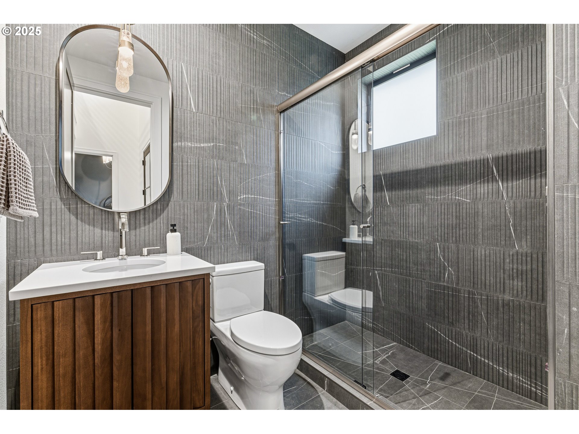 14100 Knaus RD, Lake Oswego, OR, 97034