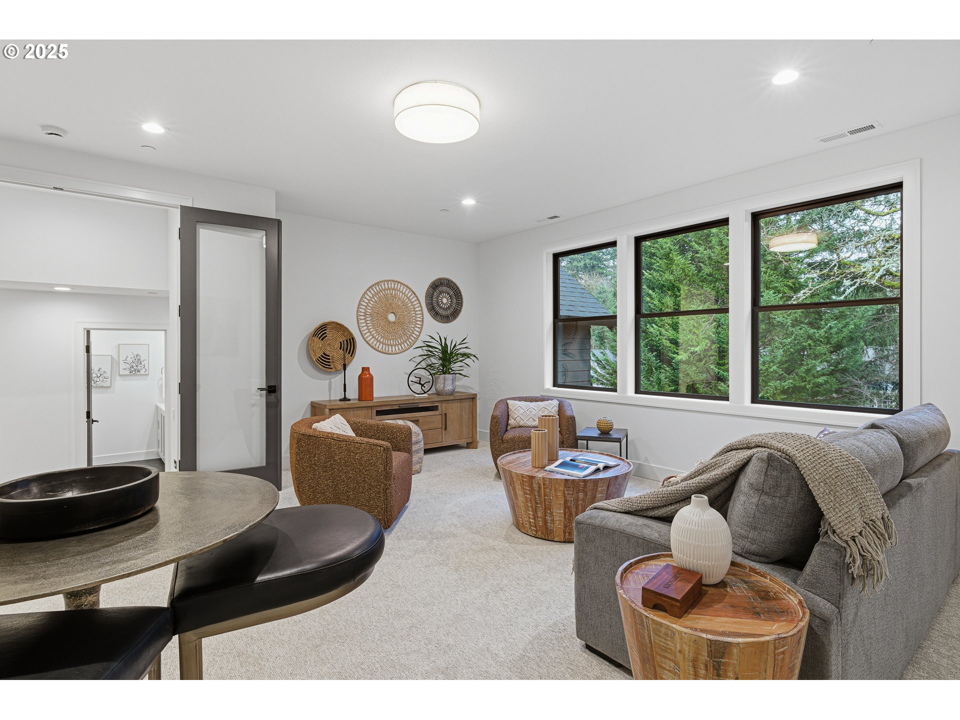 14100 Knaus RD, Lake Oswego, OR, 97034