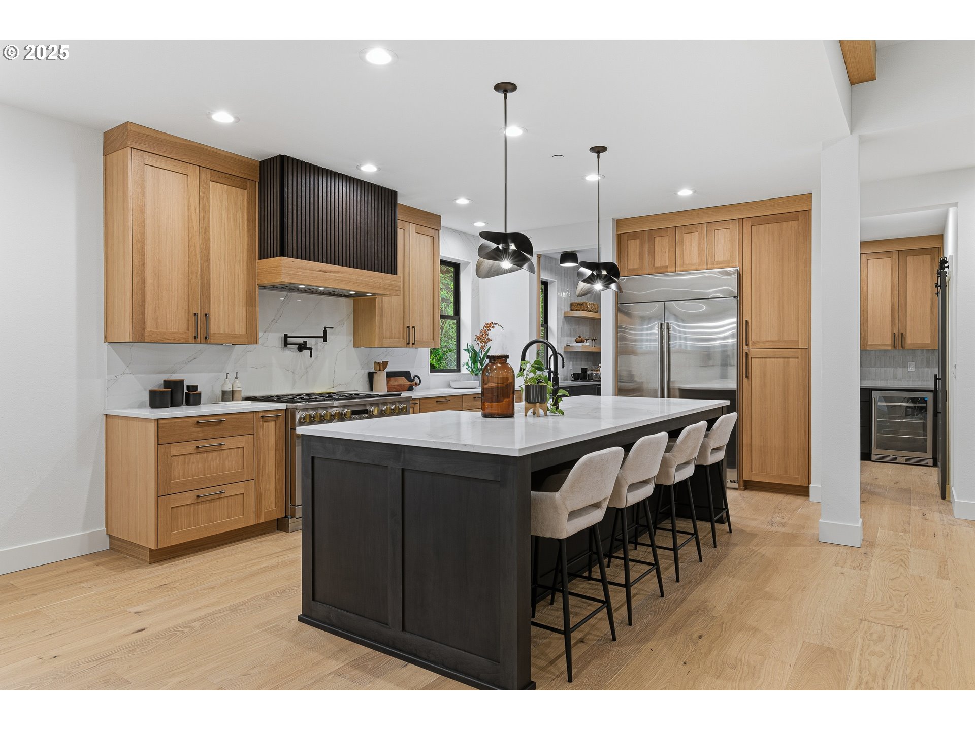 14100 Knaus RD, Lake Oswego, OR, 97034