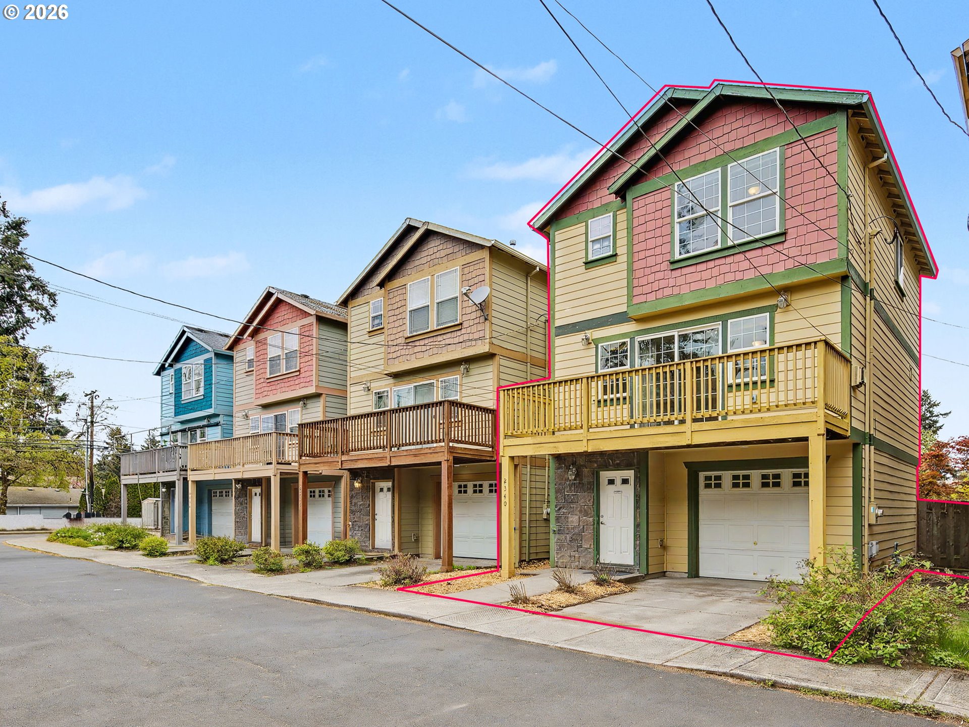 Photo #2: 740931779 Listing: Photo #2