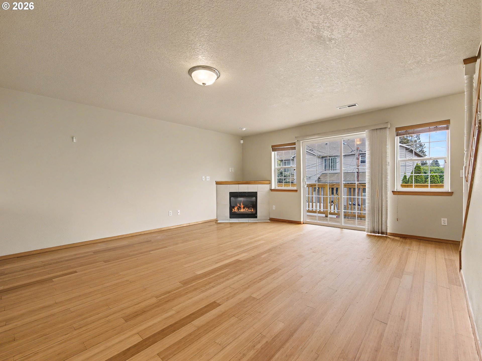 Photo #5: 740931779 Listing: Photo #5