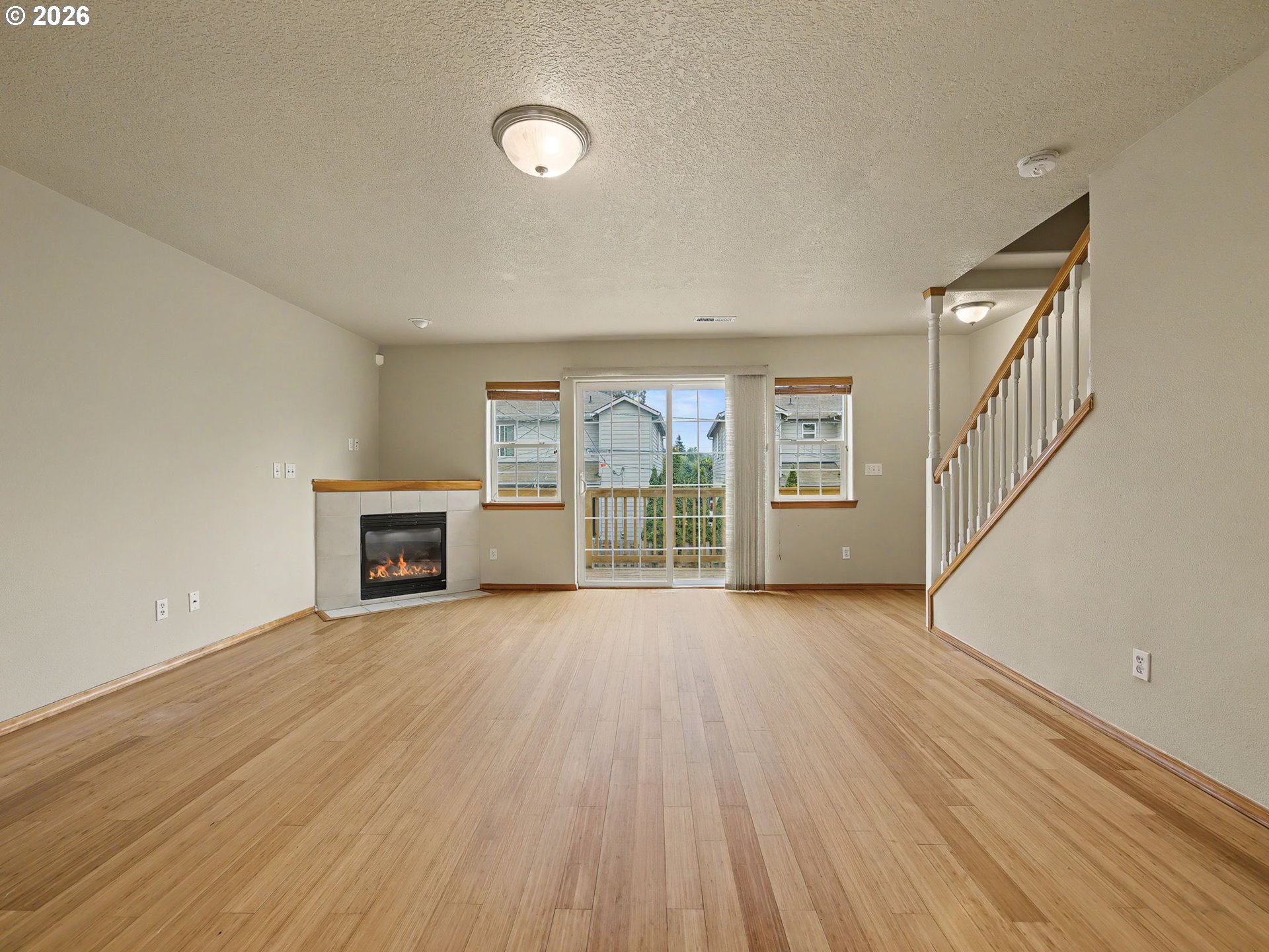 Photo #6: 740931779 Listing: Photo #6