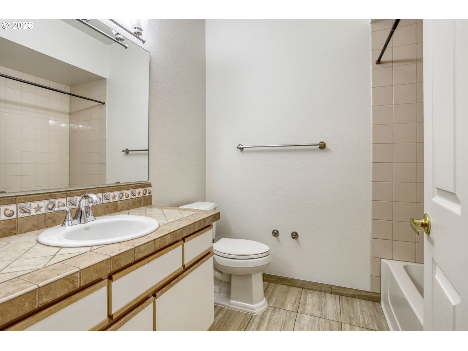 Photo #19: 741006098 Listing: Photo #19