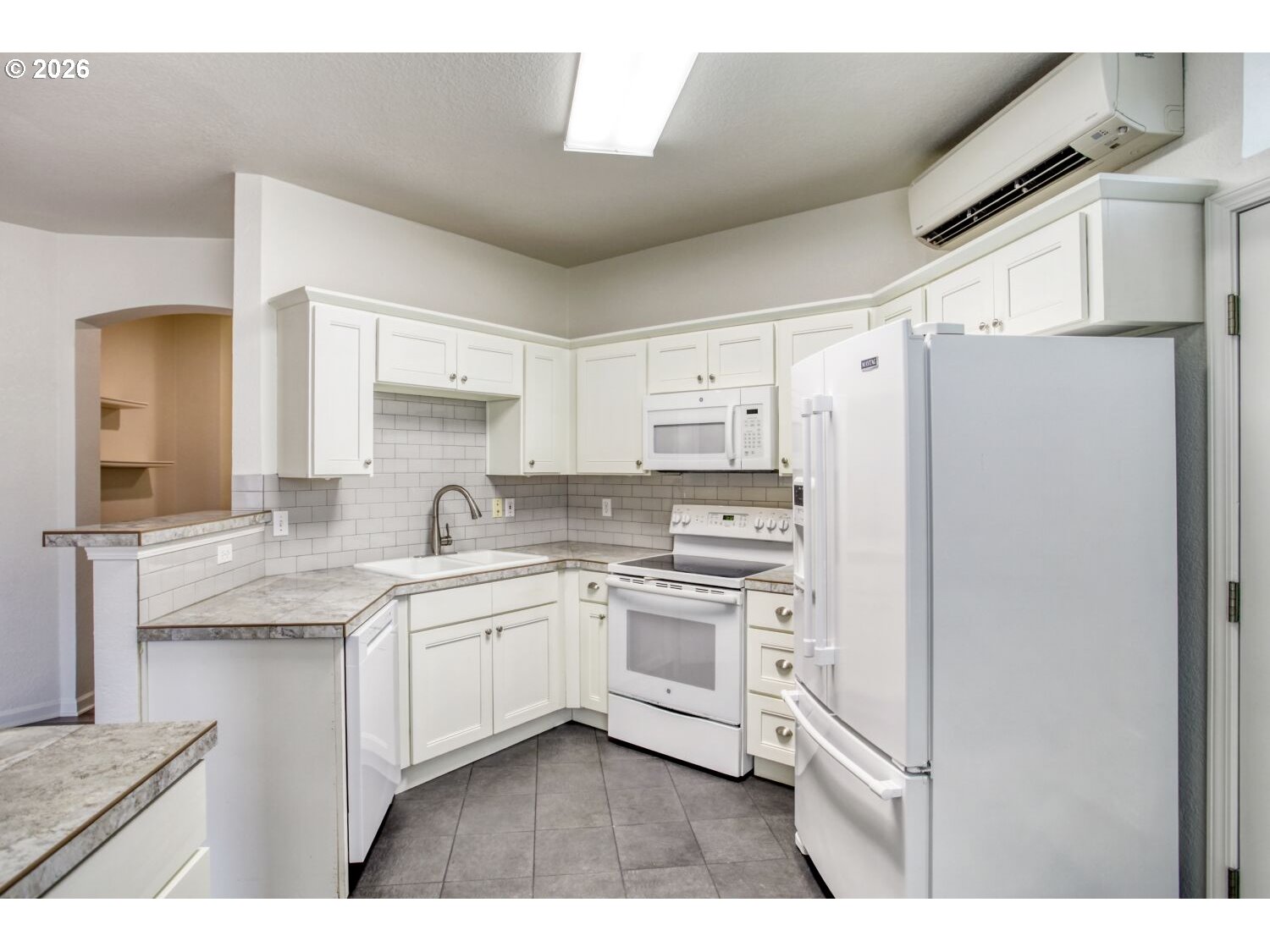 Photo #9: 741006098 Listing: Photo #9