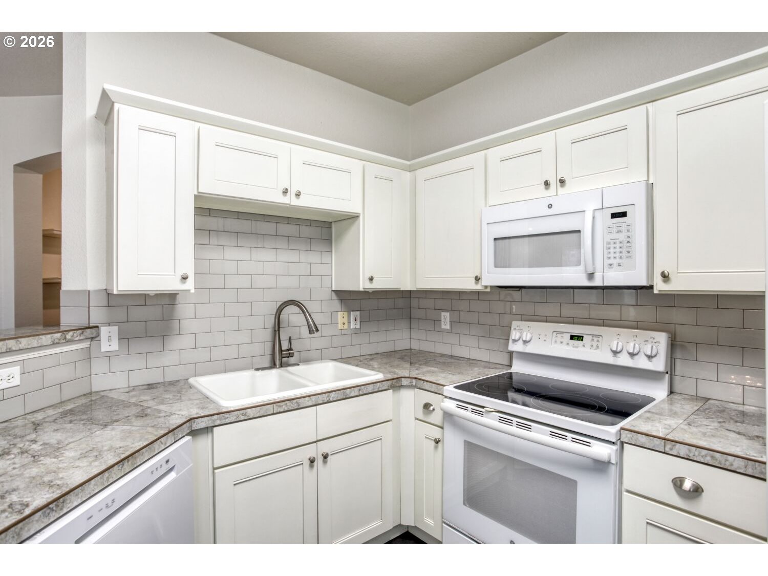 Photo #10: 741006098 Listing: Photo #10