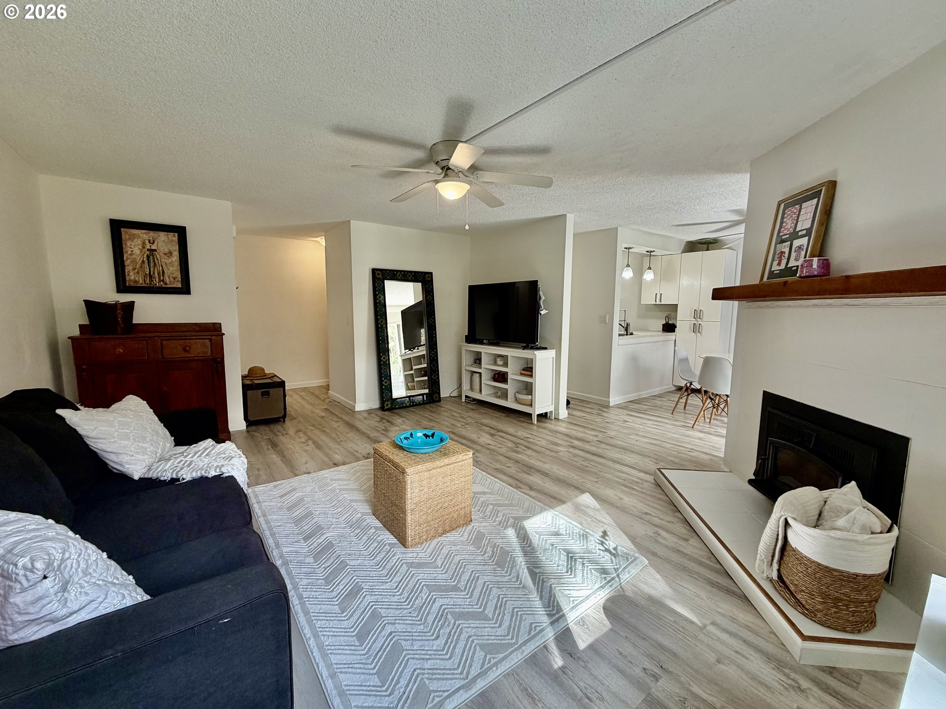 Photo #10: 741772925 Listing: Photo #10