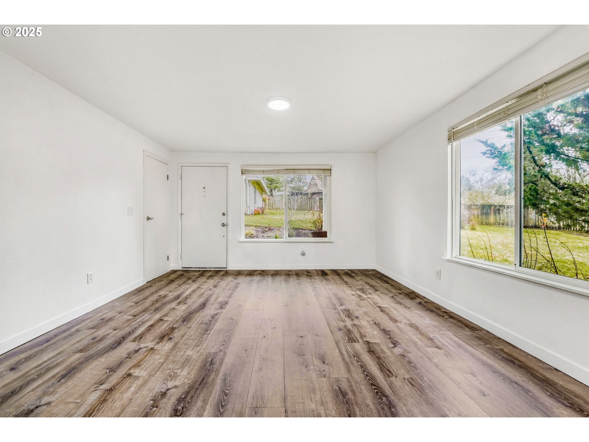 Photo #3: 742236306 Listing: Photo #3