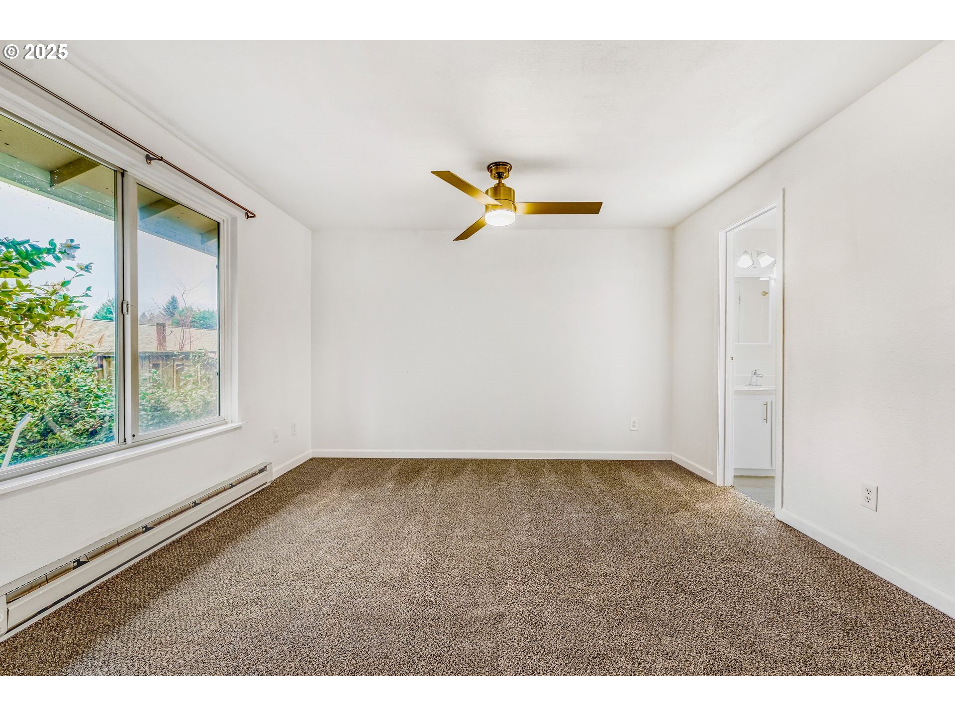 Photo #9: 742236306 Listing: Photo #9