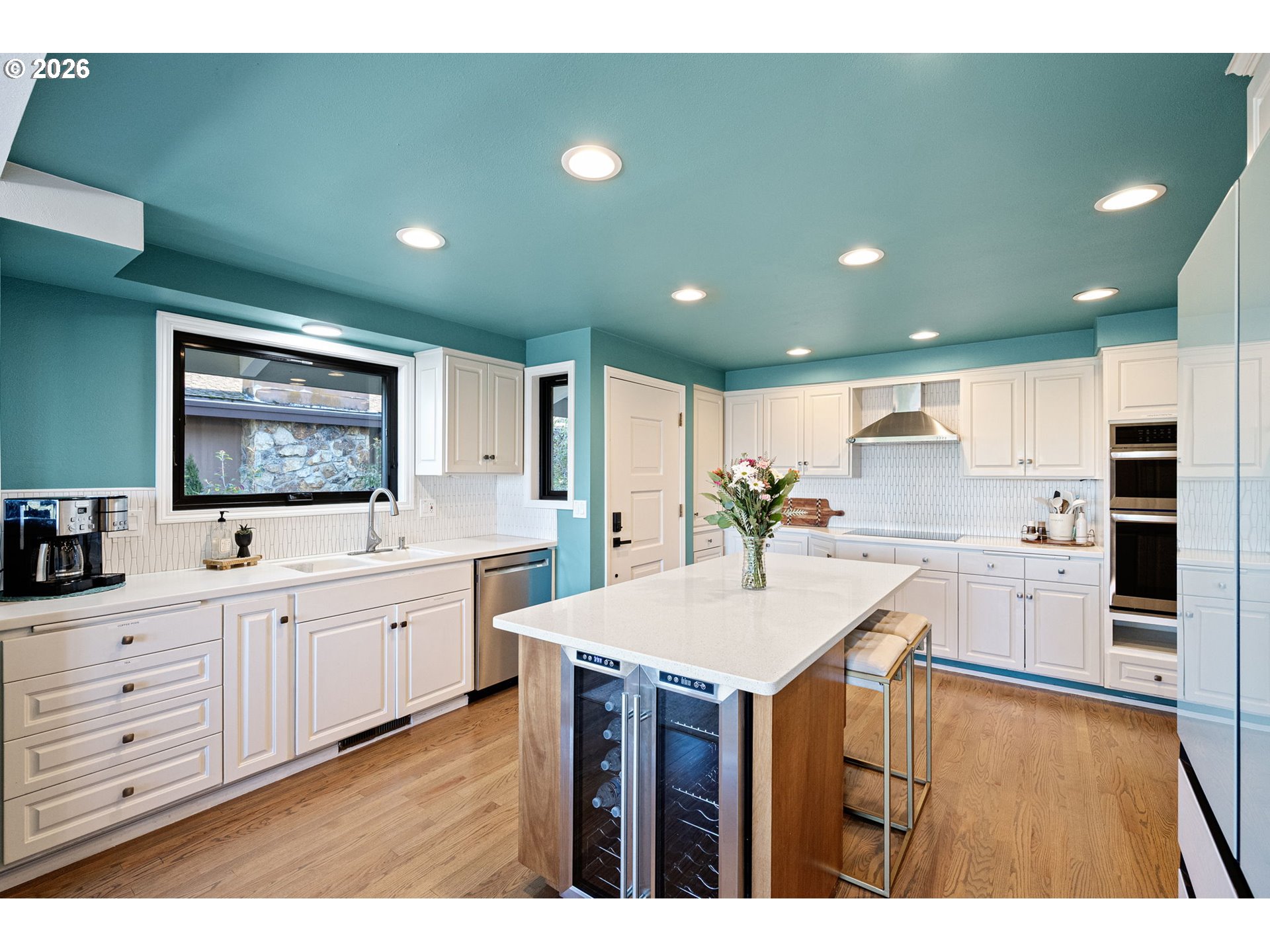 2430 WILSON DR, Eugene, OR, 97405