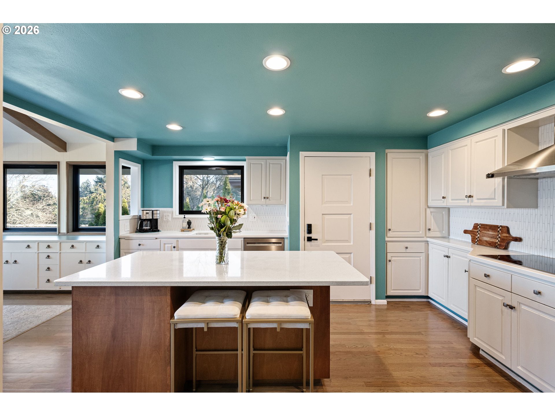 2430 WILSON DR, Eugene, OR, 97405