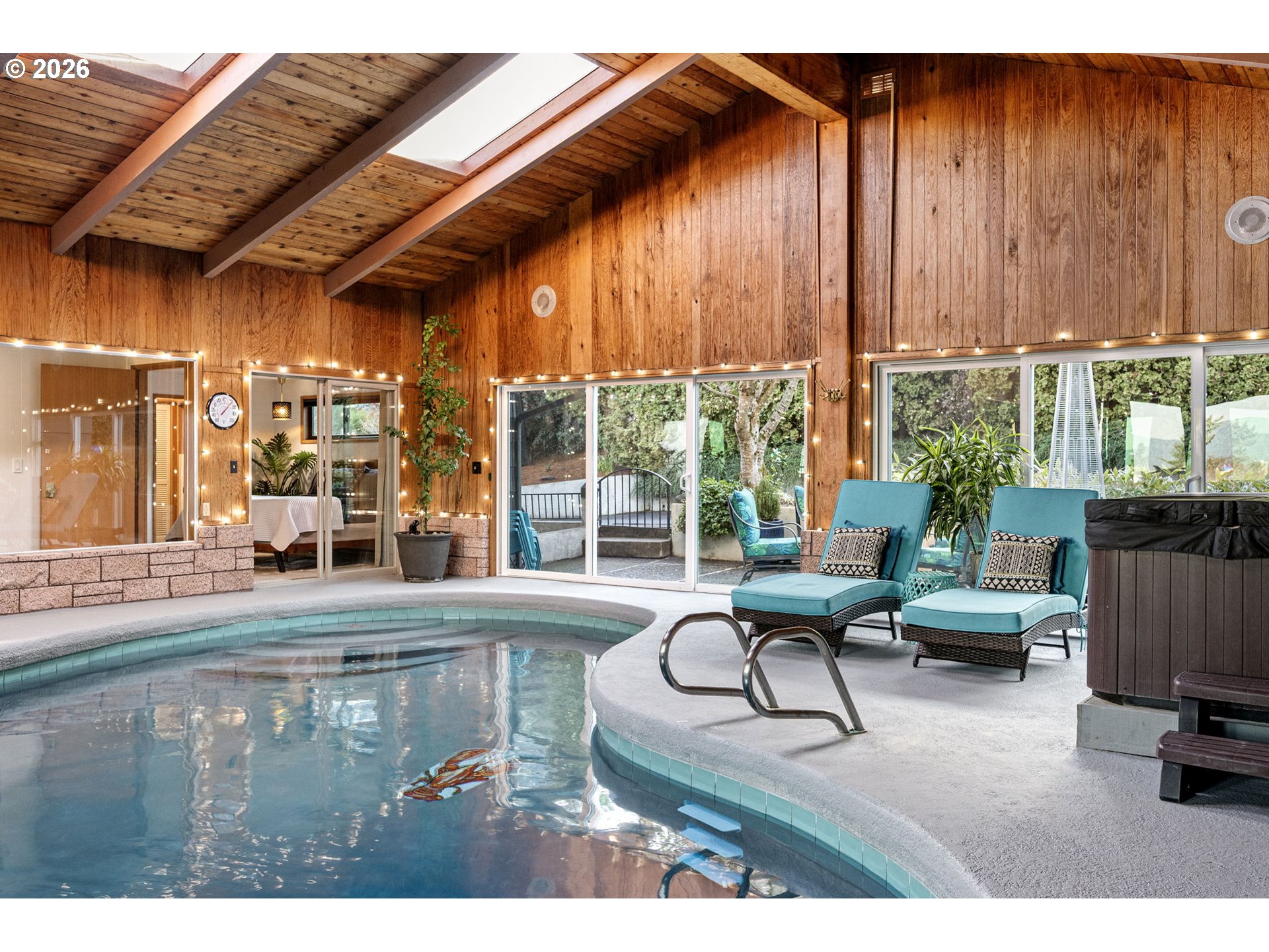 2430 WILSON DR, Eugene, OR, 97405